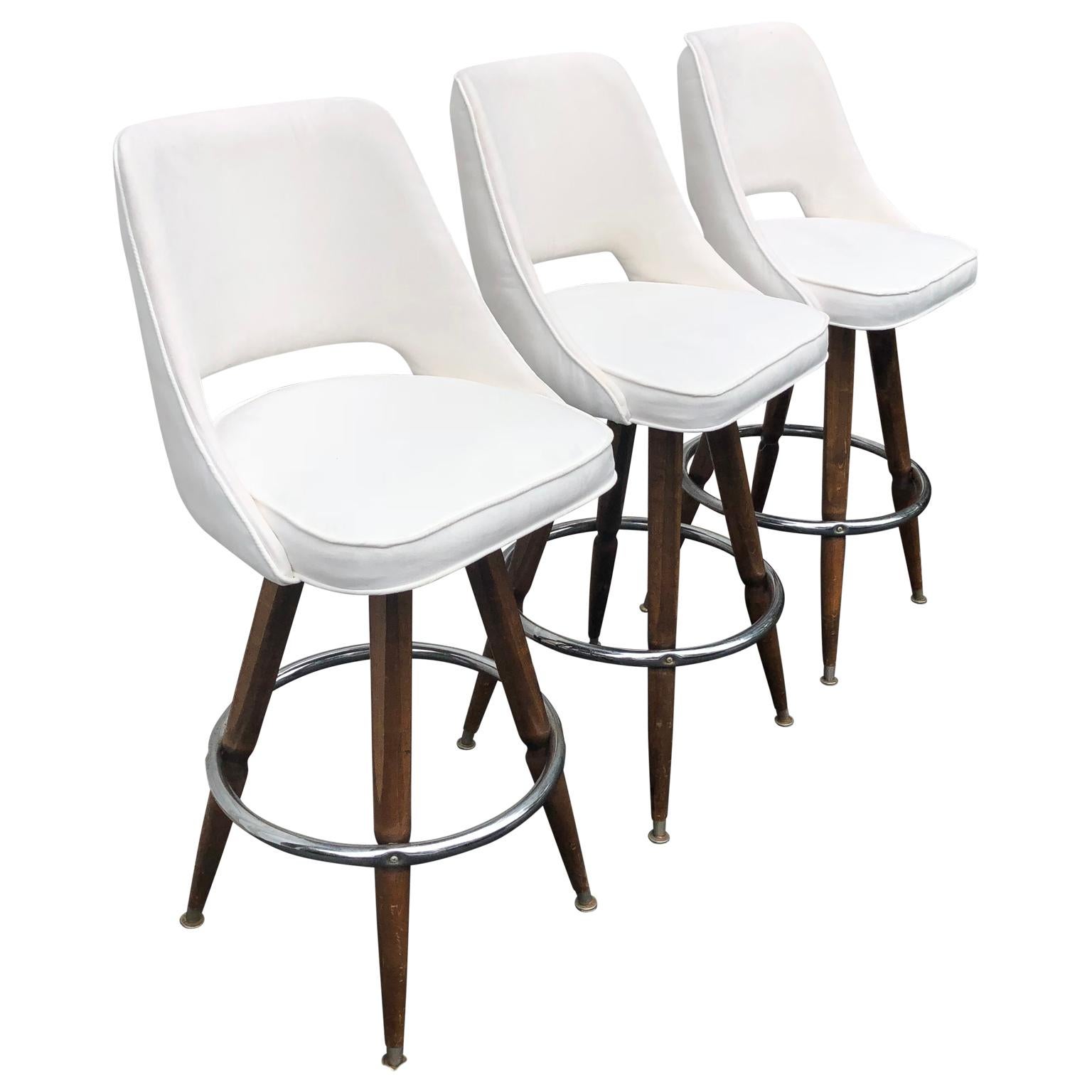 Mid-Century Modern Set of Three Mid-Century White Faux-Suede Bar Stools For Sale