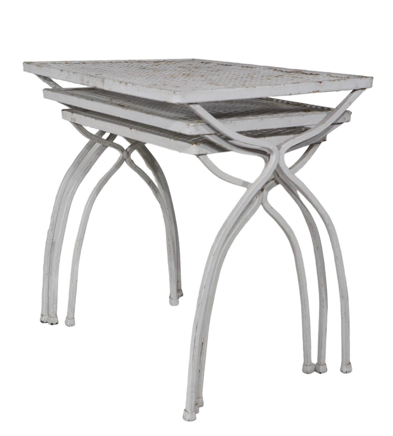 Set of Three  Mid Century  Wrought Iron Nesting Tables att. to Salterini c 1950s In Good Condition For Sale In New York, NY