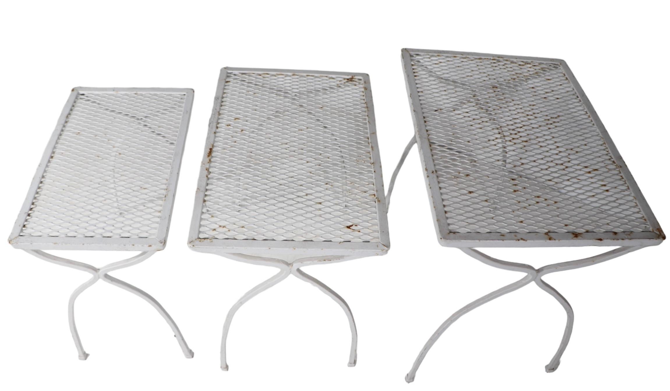 Set of Three  Mid Century  Wrought Iron Nesting Tables att. to Salterini c 1950s For Sale 2