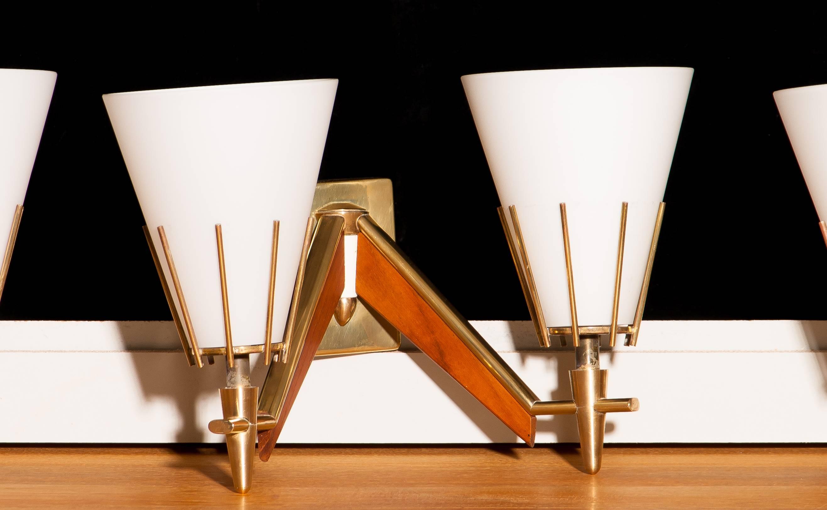 Mid-20th Century Set of Three Midcentury Brass and Teak Wall Lights / Wall Scones by Stilnovo