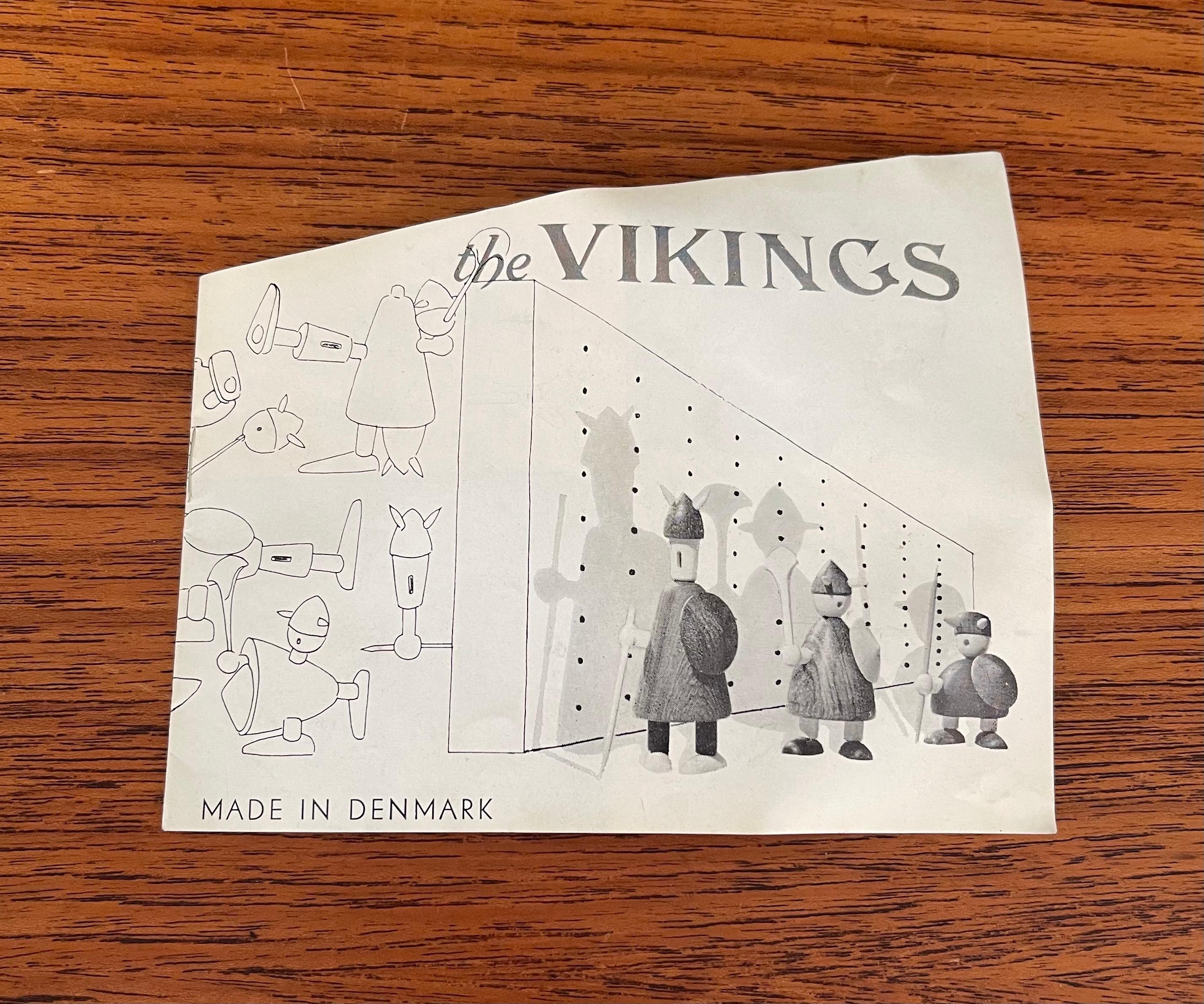 Ensemble de trois figurines de Vikings danois du milieu du siècle dernier par Jacob Jensen en vente 5