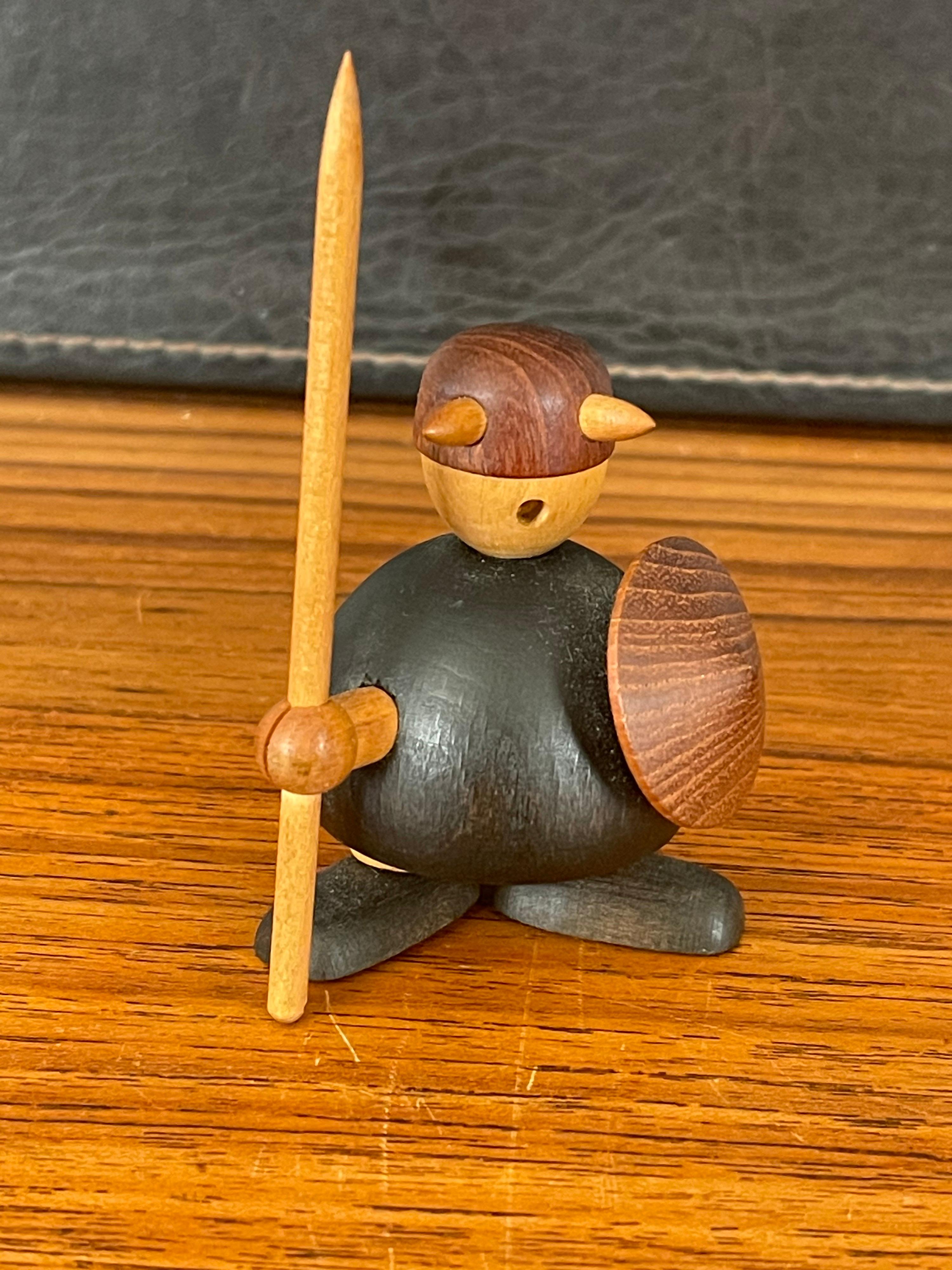 Set di tre figure di vichinghi danesi della metà del secolo scorso di Jacob Jensen in vendita 1