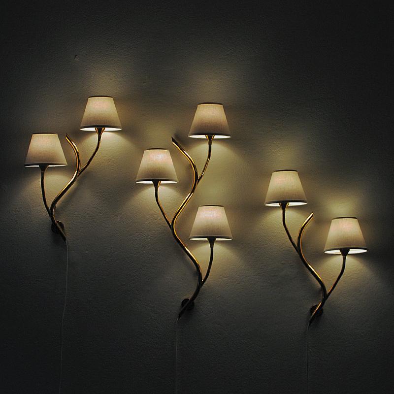 Set of Three Midcentury Norwegian Branch Brass Wall Lamps from Astra, 1950s In Good Condition In Stockholm, SE
