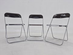 Juego de tres sillas plegables Plia de mediados de siglo, Giancarlo Piretti, Castelli, años 60