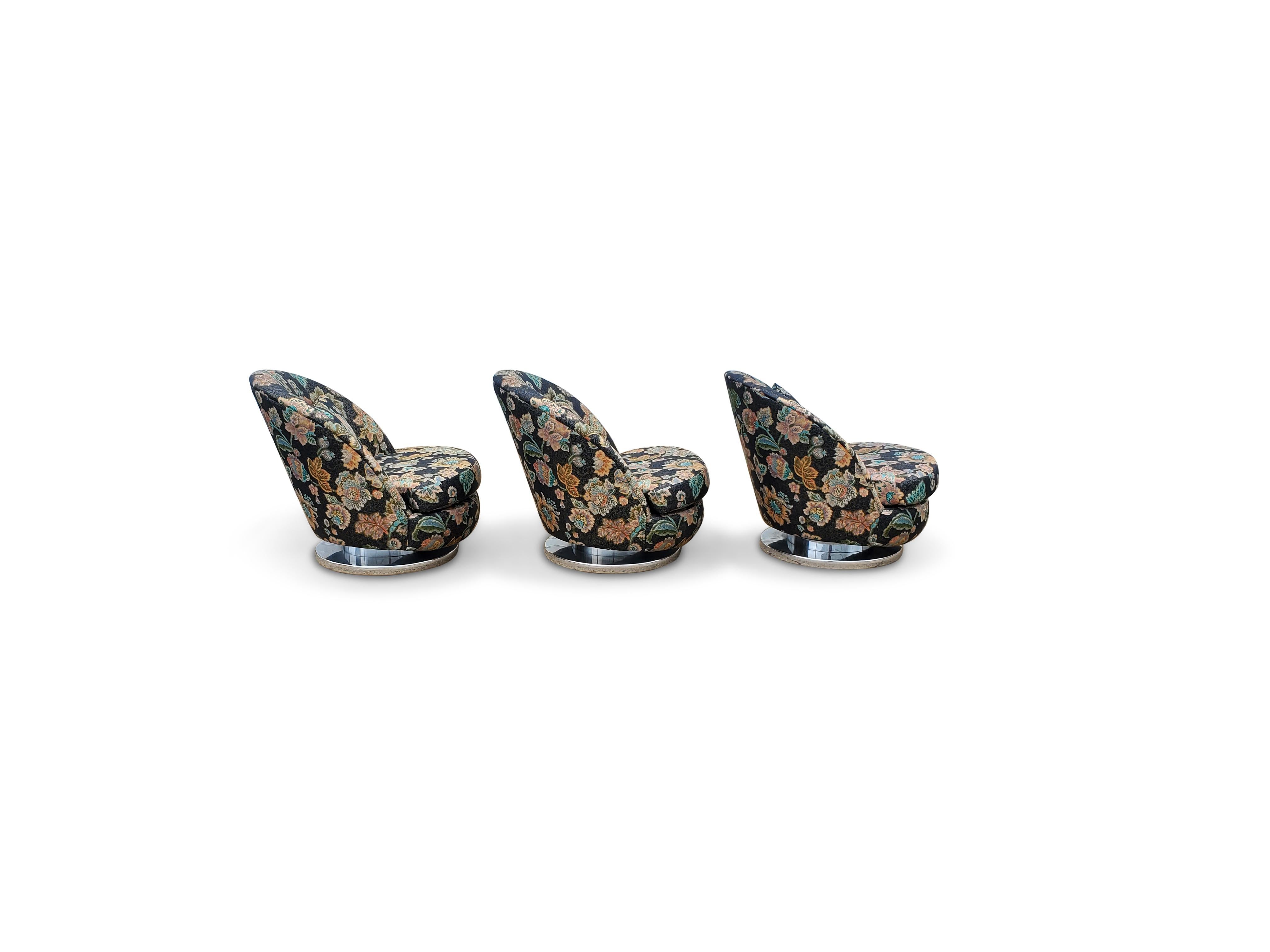 Mid-Century Modern Set of Three Milo Baughman Tilt & Swivel Lounge Chairs Chrome Bases For Sale
