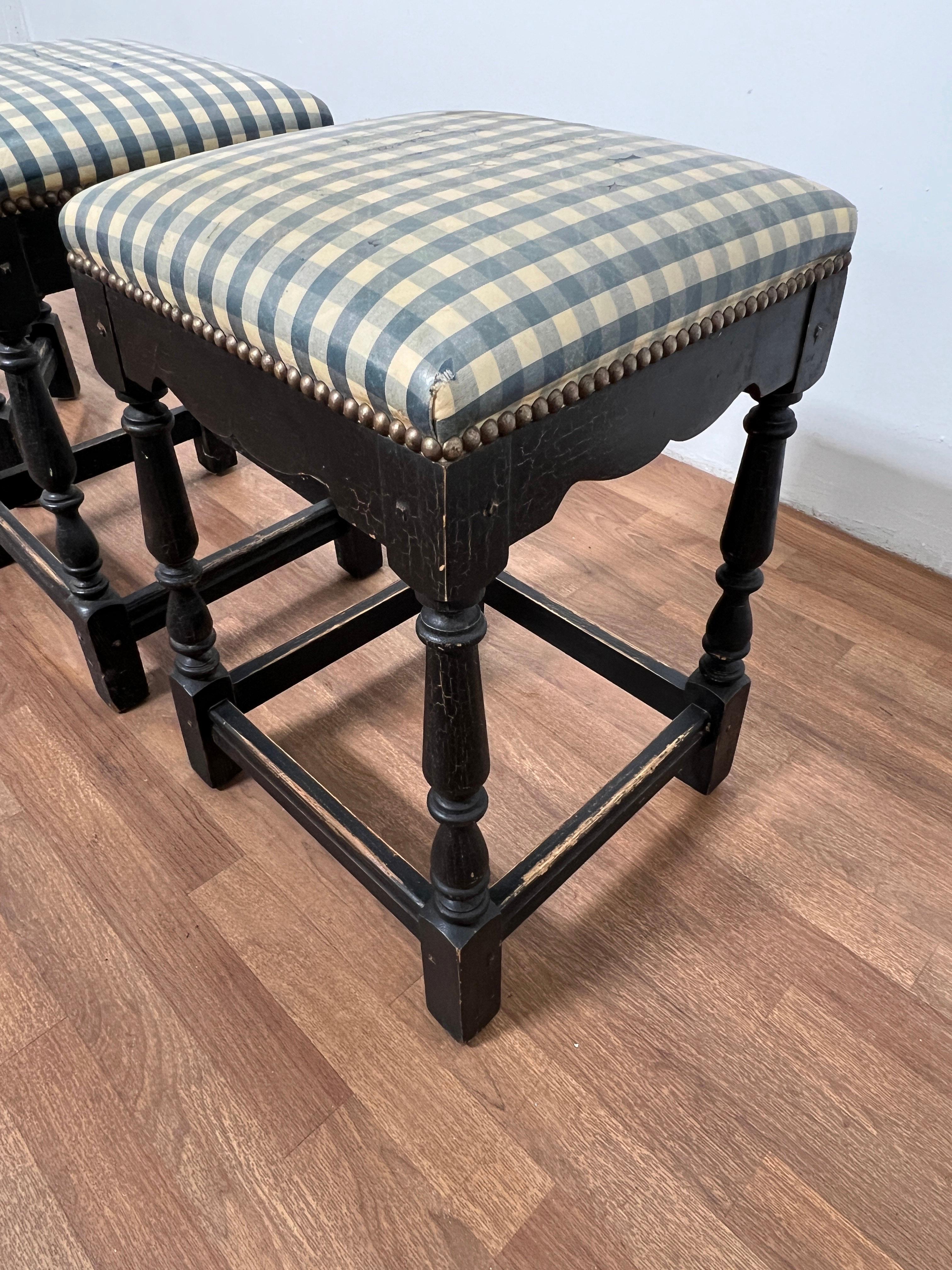 Set of Three Minton-Spidell French Country Style Counter Stools Ca. Late 20th C. In Good Condition For Sale In Peabody, MA