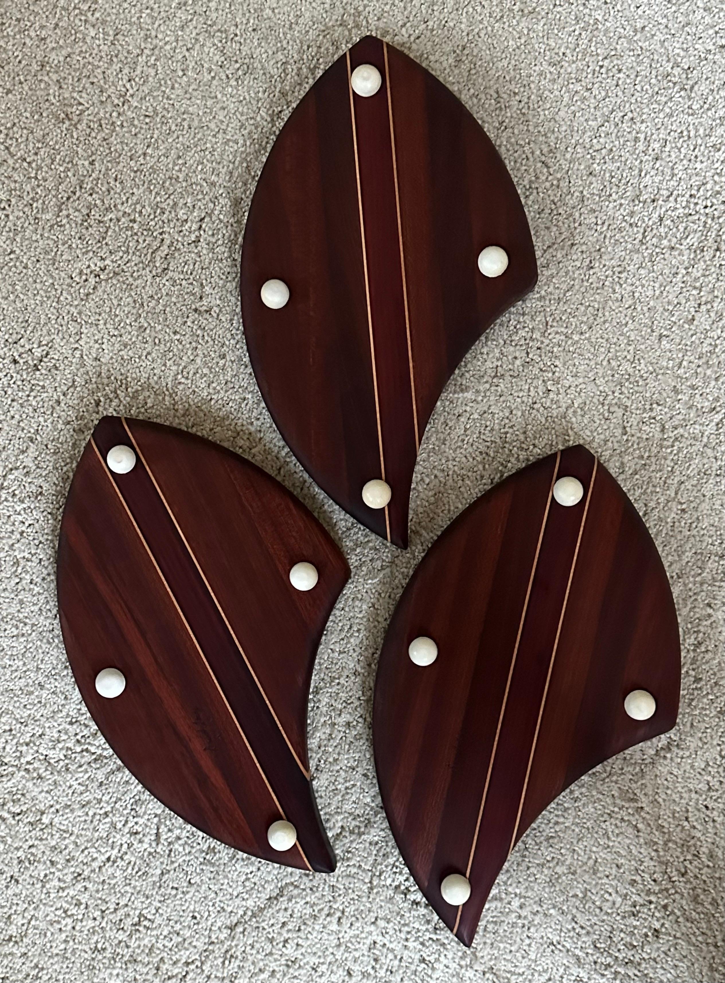 Set de trois trépieds en Mixed Woods par David Levy en vente 9