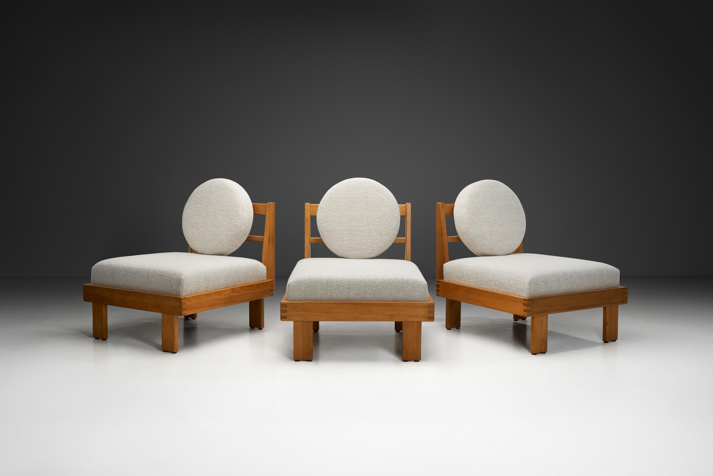 Européen Ensemble de trois chaises longues modernes, Europe, milieu du 20e siècle en vente