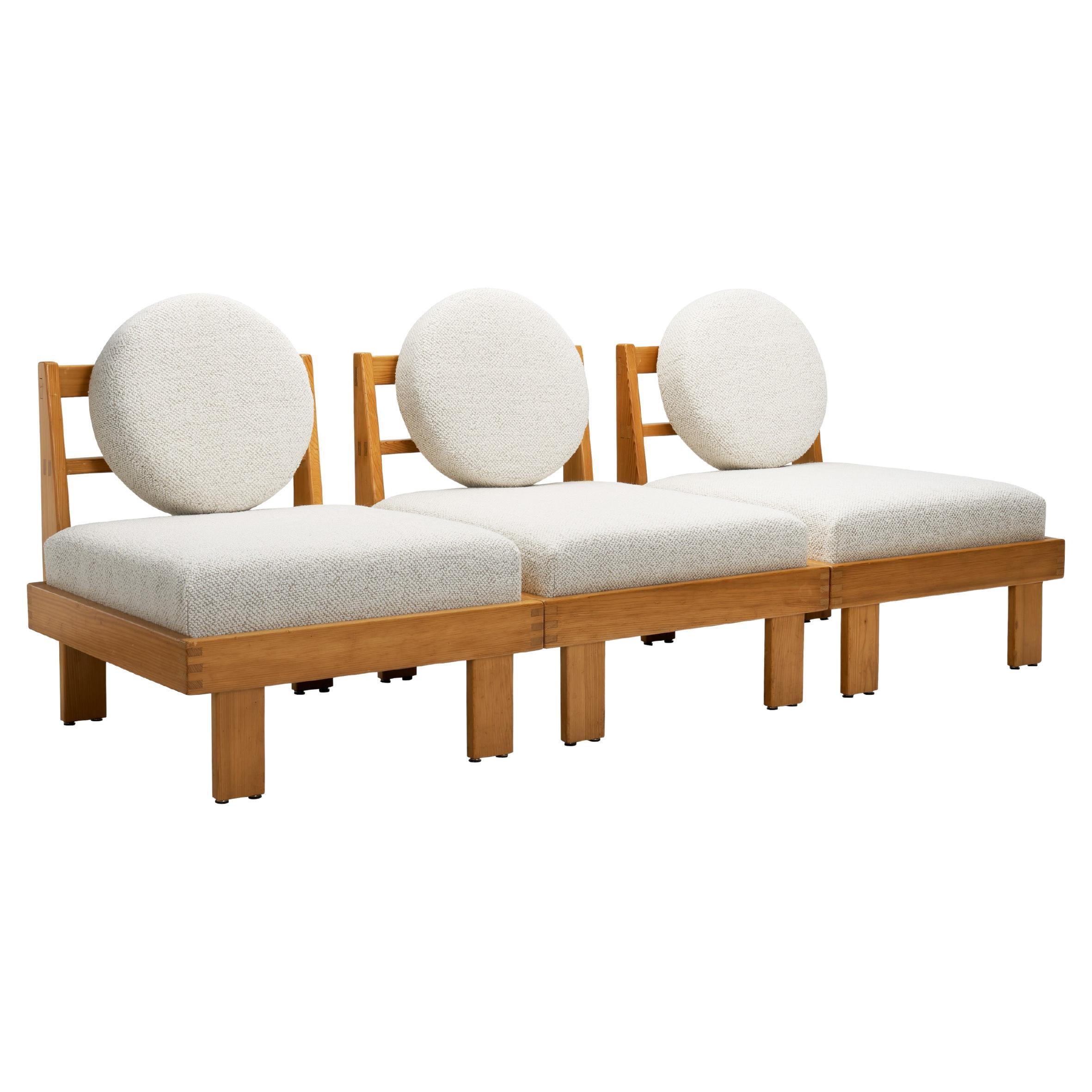 Ensemble de trois chaises longues modernes, Europe, milieu du 20e siècle