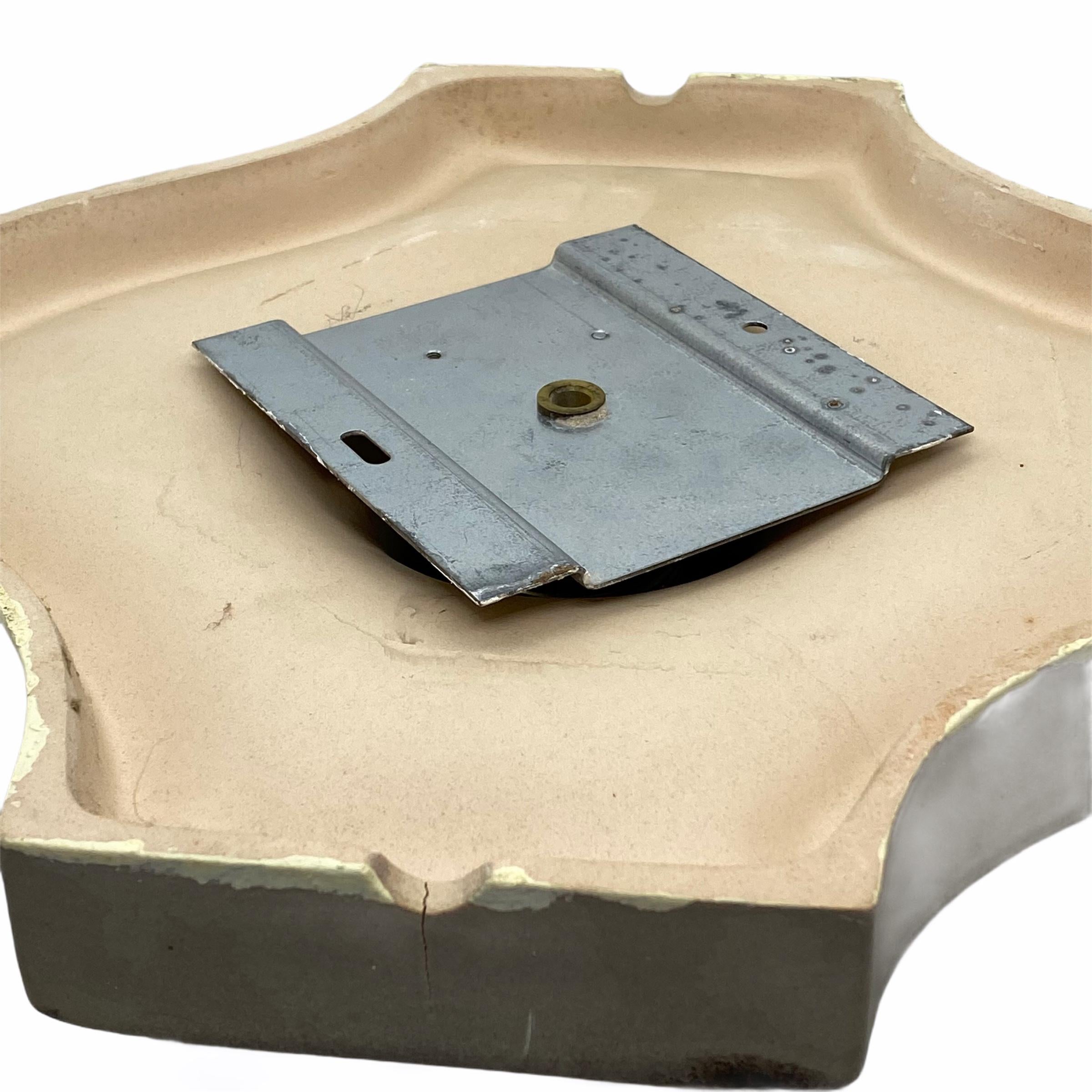 Juego de tres apliques modernistas de la década de 1970 de cerámica alemana de lava gorda en venta 1