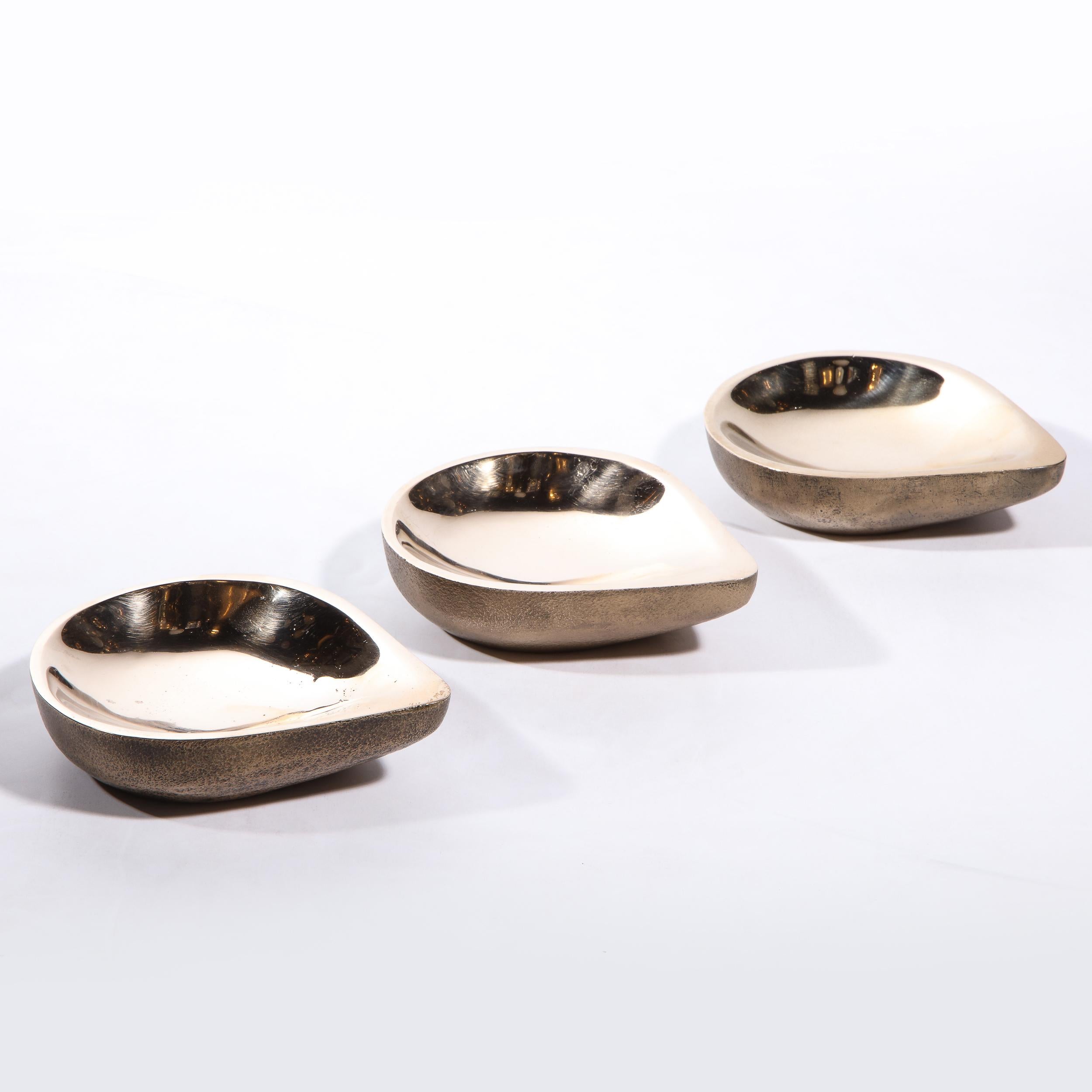 Set of Three Modernist Bronze Teardrop Form Bowls by Steven Haulenbeek 9