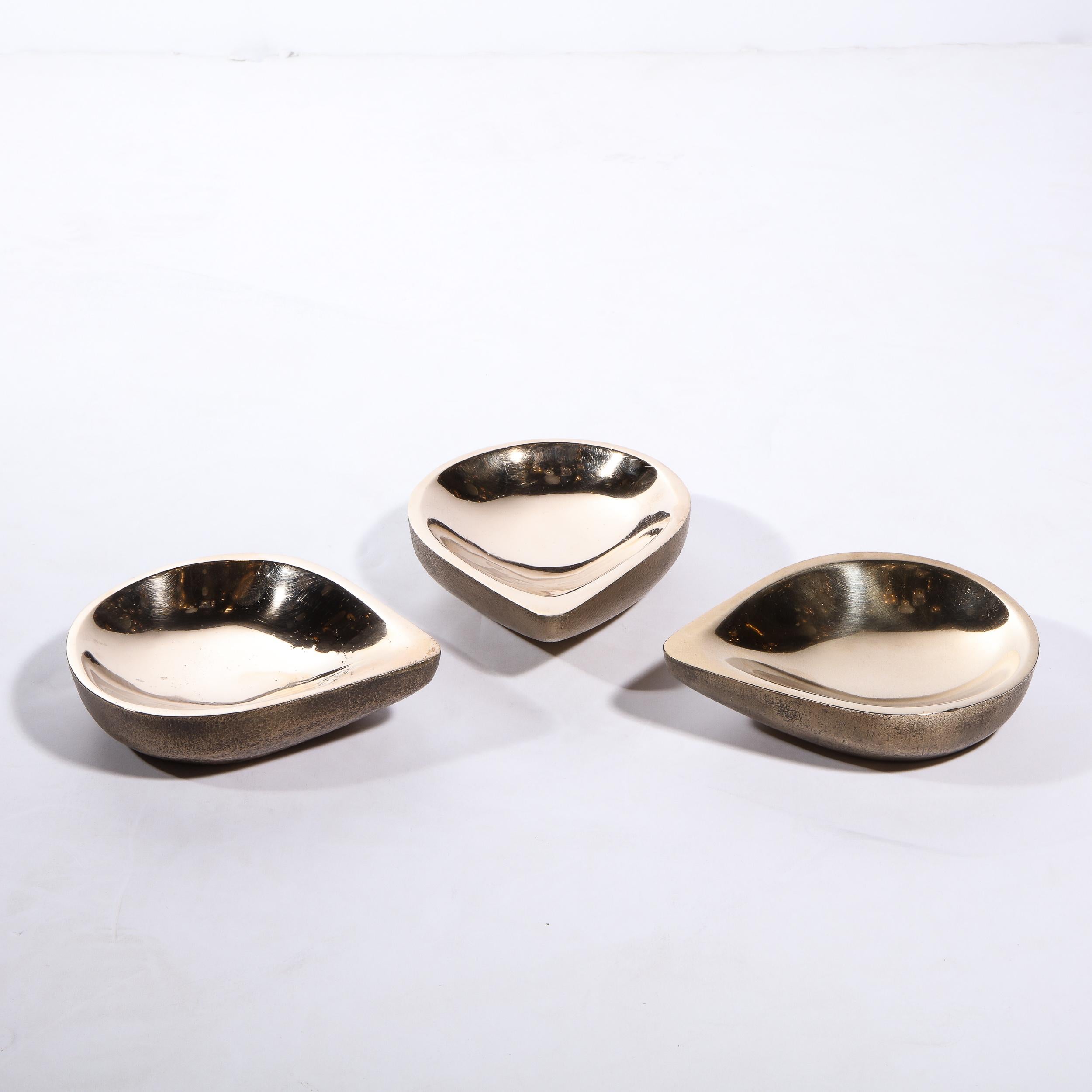 Set of Three Modernist Bronze Teardrop Form Bowls by Steven Haulenbeek 10