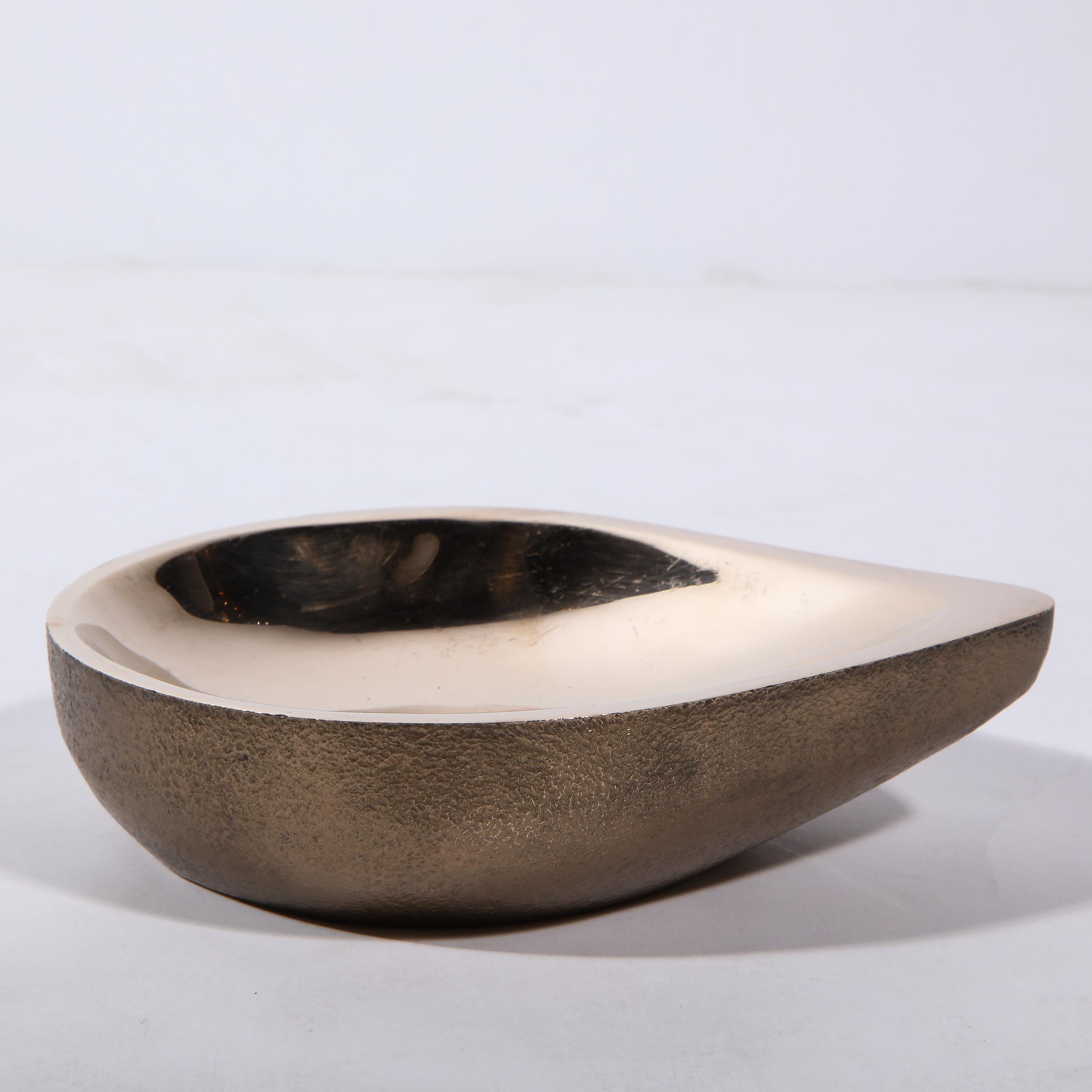 Set of Three Modernist Bronze Teardrop Form Bowls by Steven Haulenbeek 3