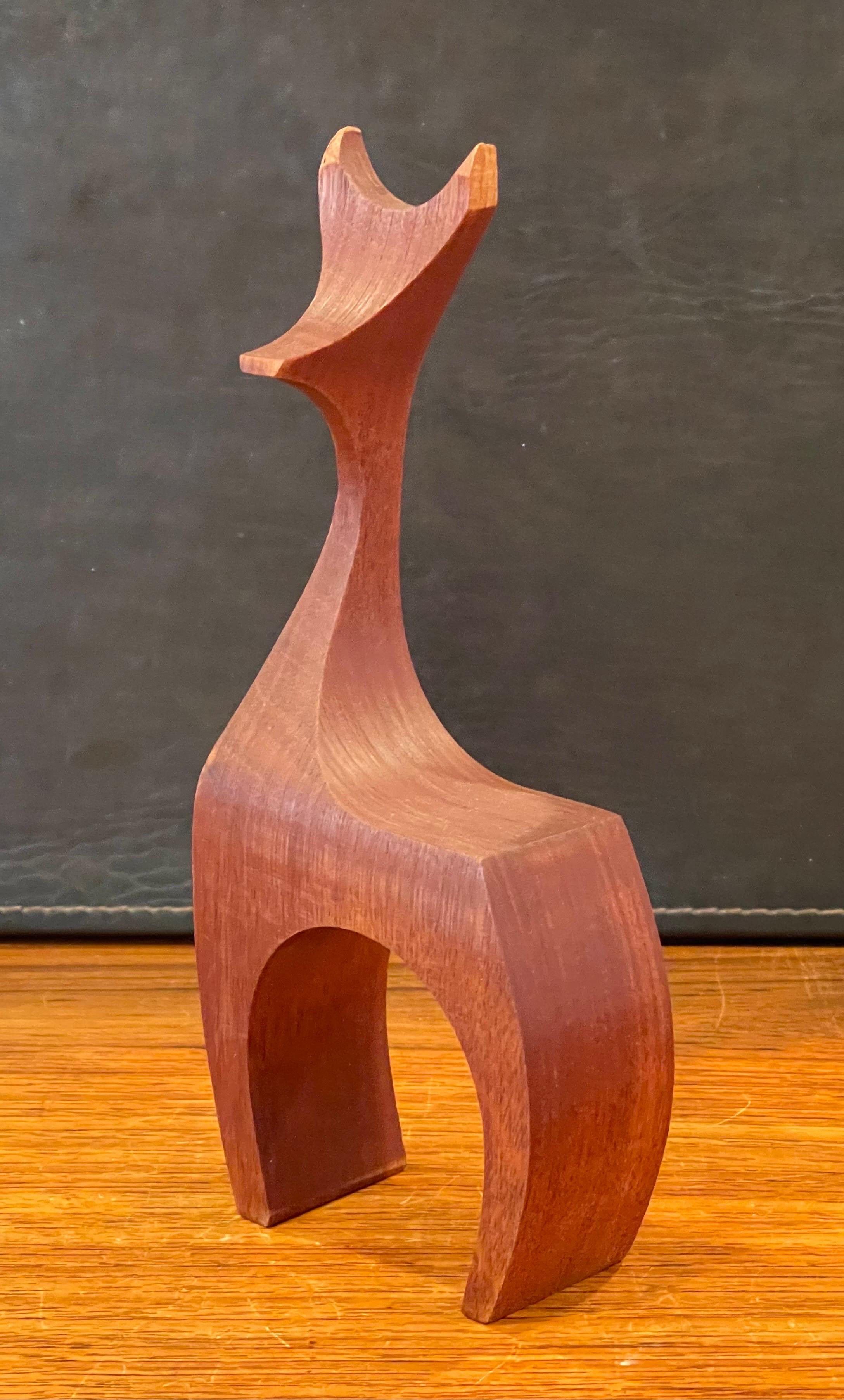 Ensemble de trois sculptures modernistes en bois de girafe par Del Zotto Studios en vente 6