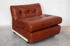 Set of Three Modular Brown Leather "Amanta" Lounge Chairs by Mario Bellini Italy