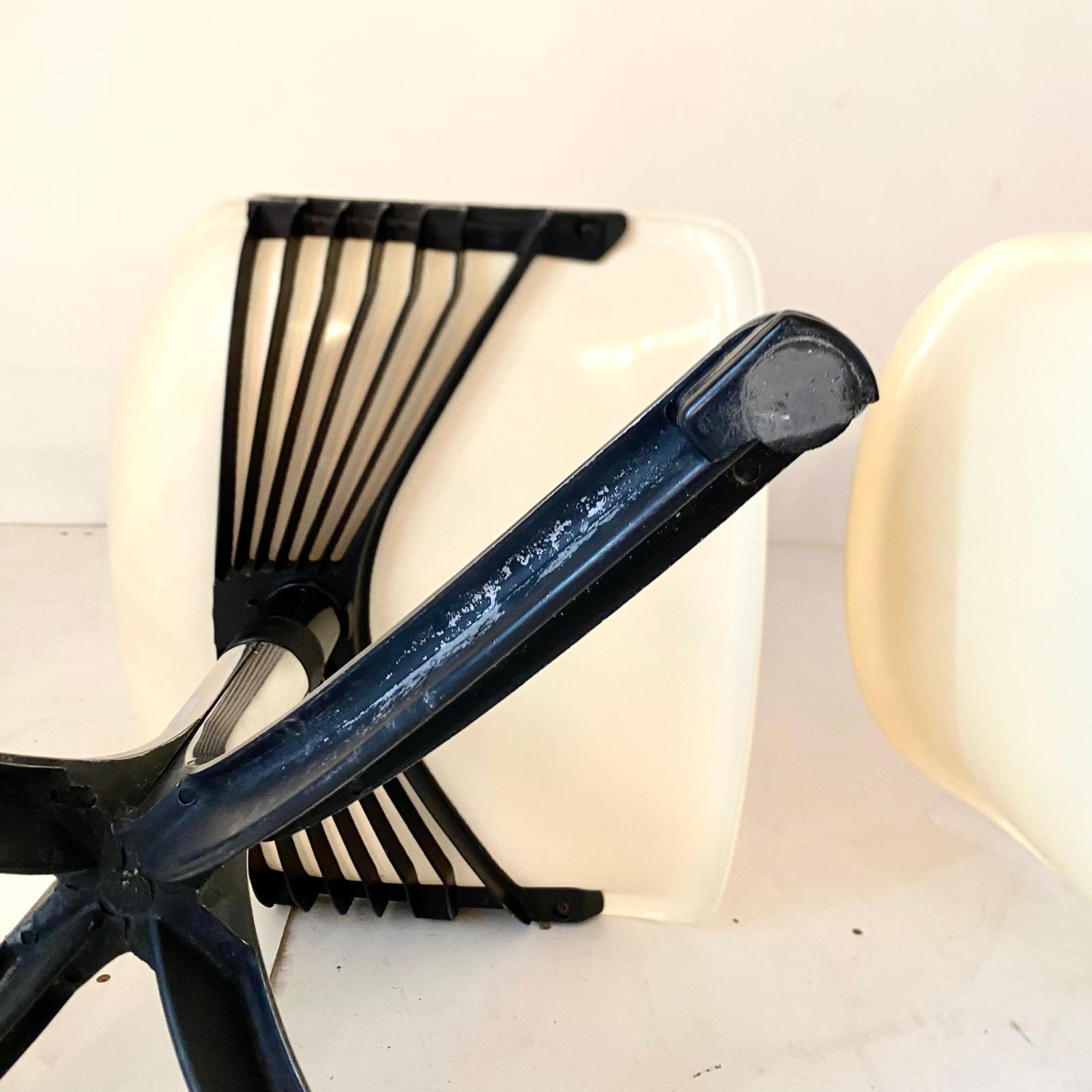 Juego de tres sillas de oficina Modus, Osvaldo Borsani para Tecno, Italia 1960 en venta 11