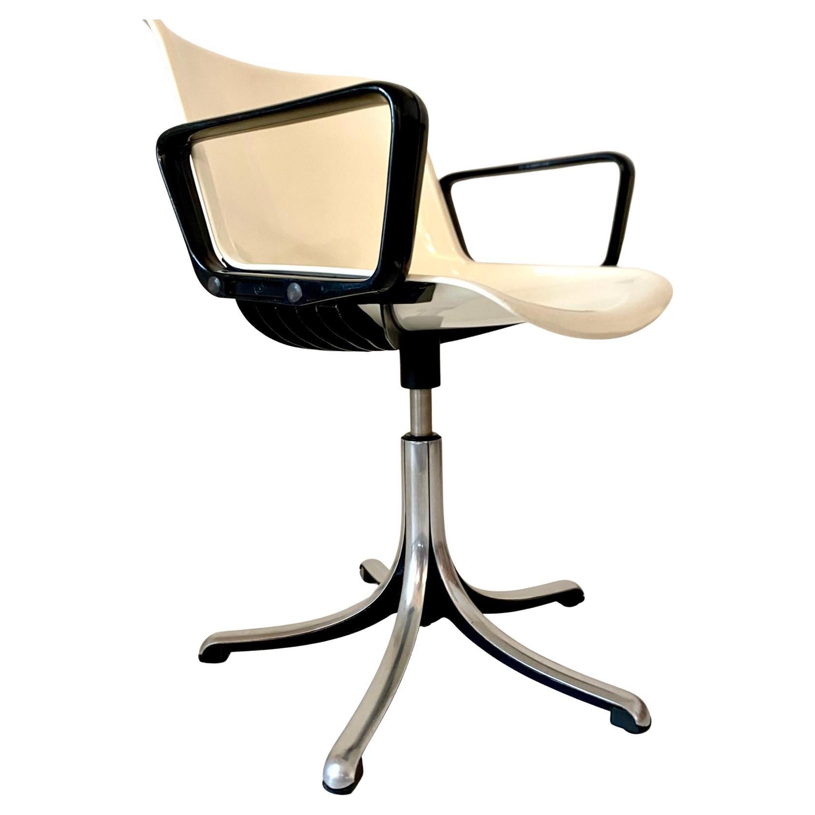 Juego de tres sillas de oficina Modus, Osvaldo Borsani para Tecno, Italia 1960 siglo XX en venta