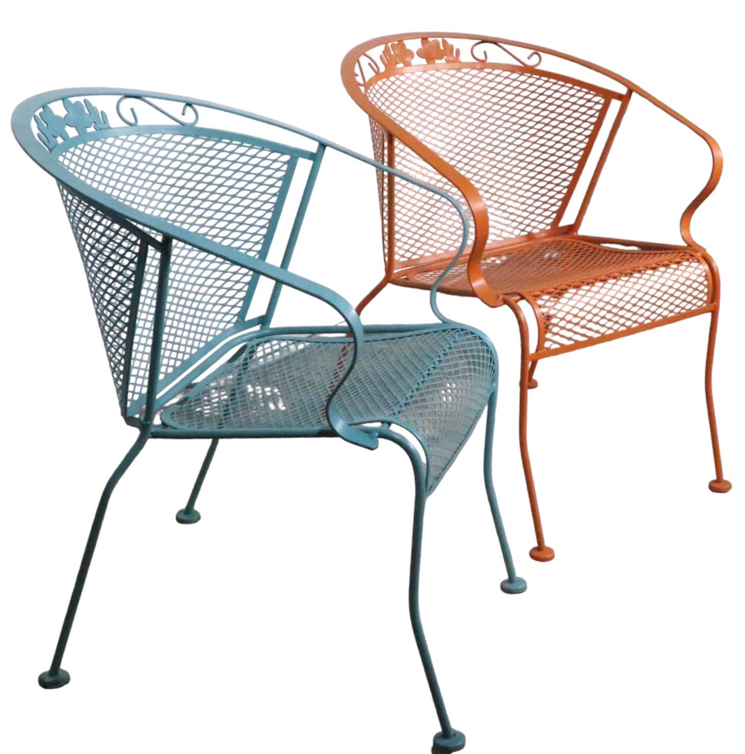 Set of Three Multi Colored Vintage Garden Patio Poolside Chairs Att. Salterini For Sale 1