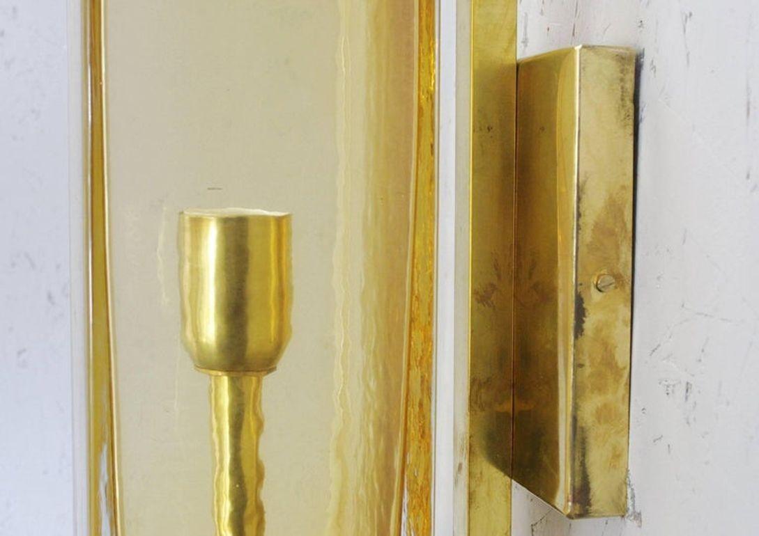 Set of Three Murano Amber Glass & Brass Sconces, Italy, 1980's. in vendita 1