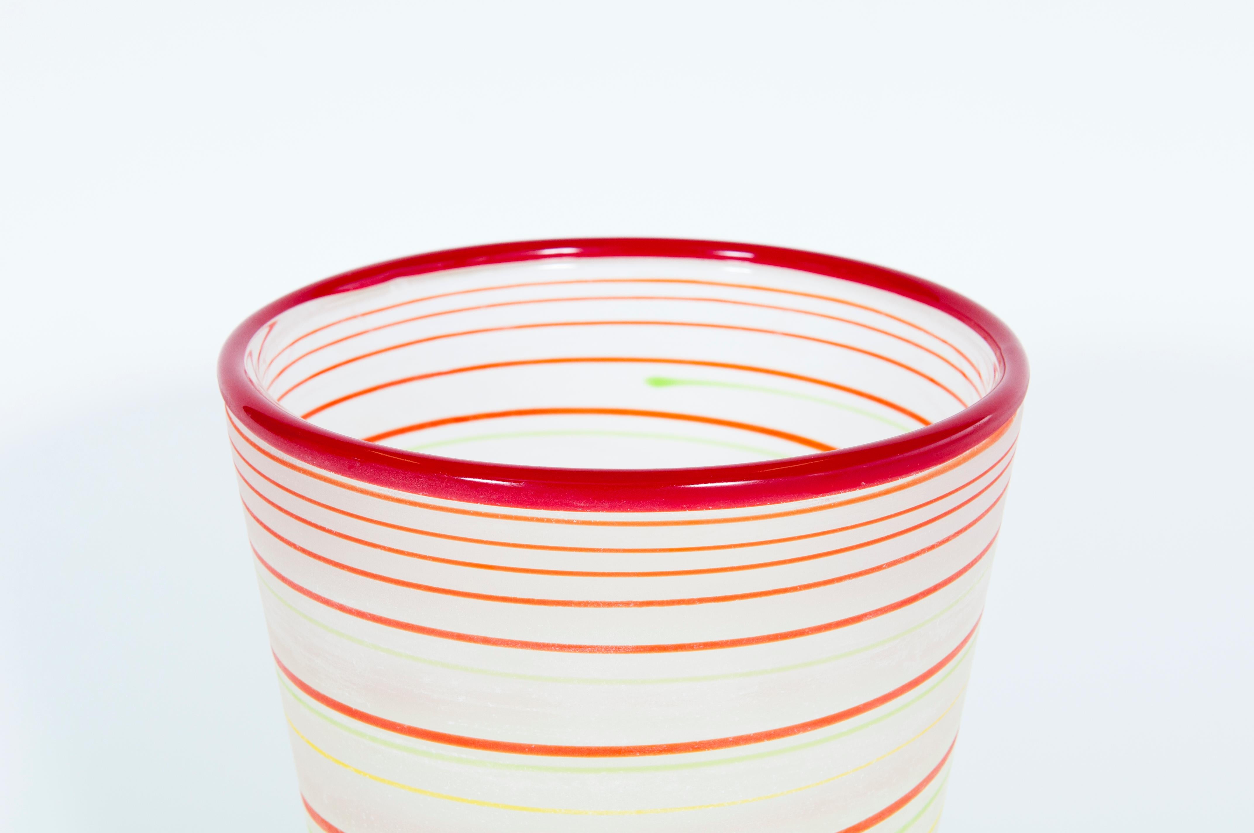 Set of Three Murano Glass Vases by Cenedese, Italian Mid-Century Modern Hecho a mano en venta