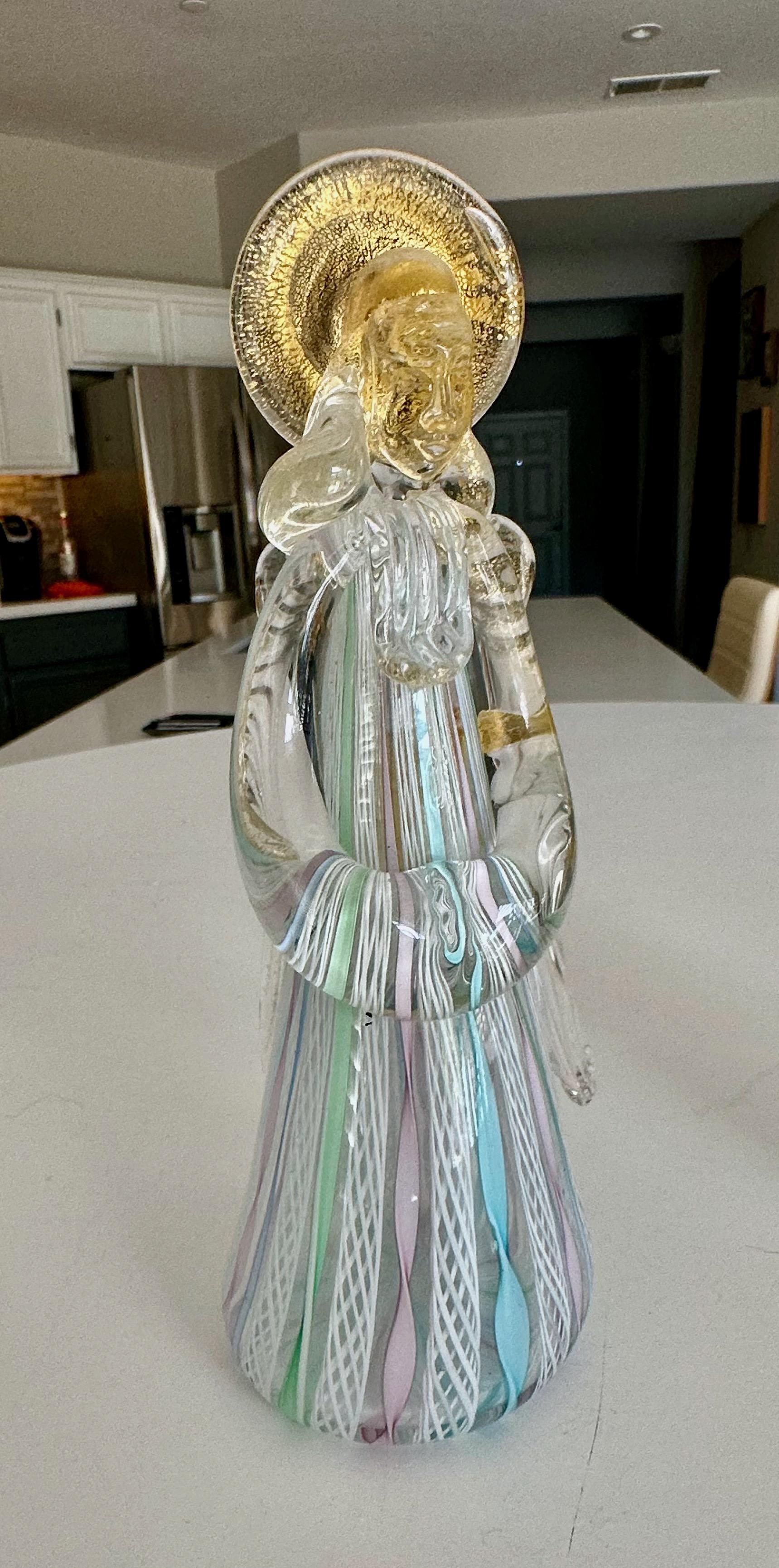 Coppia di figure di angeli in vetro latticino e oro di Murano in vendita 8