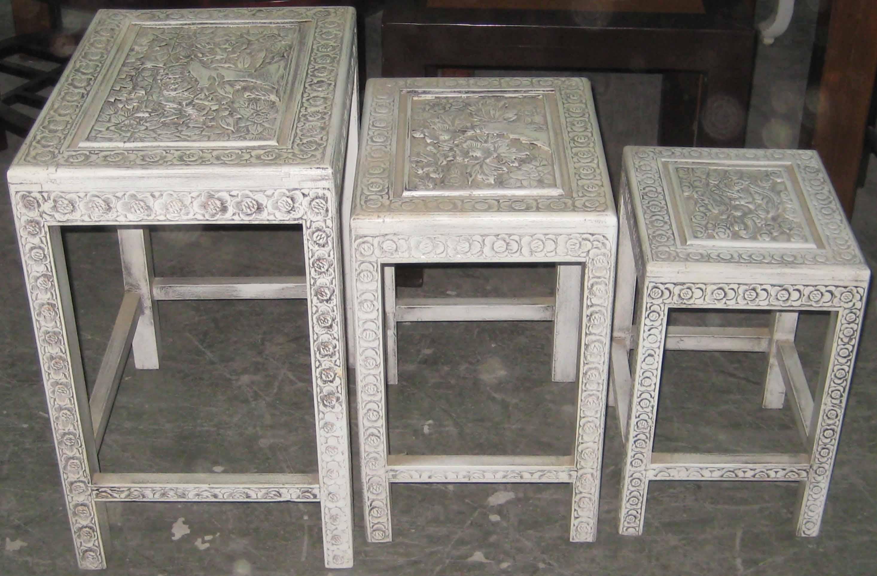 Chinese Export Set of Three Nesting Figural Carved Elmwood Chinese Tables White / Red Colours