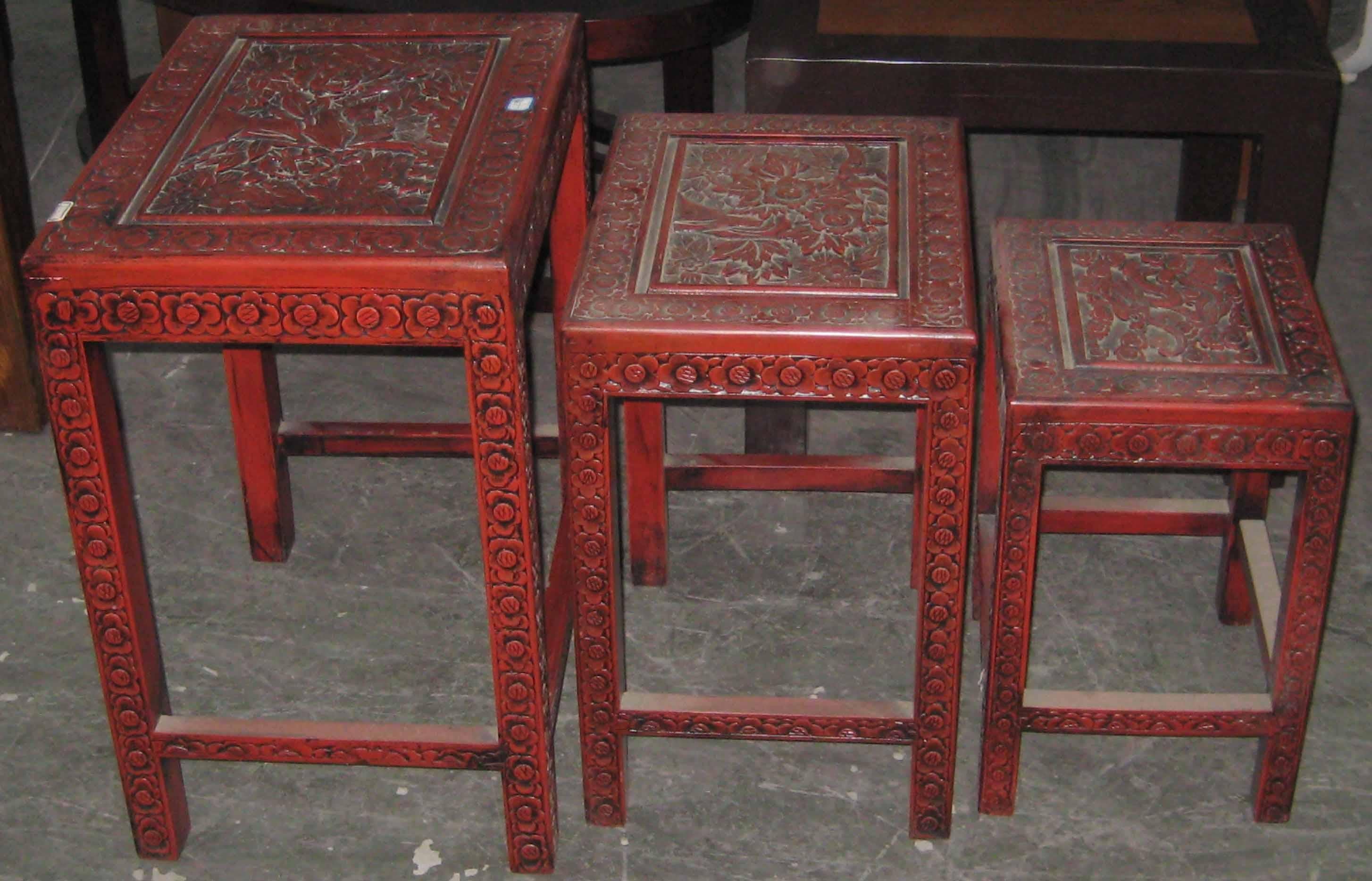 Set of Three Nesting Figural Carved Elmwood Chinese Tables White / Red Colours In Good Condition In Sofia, BG