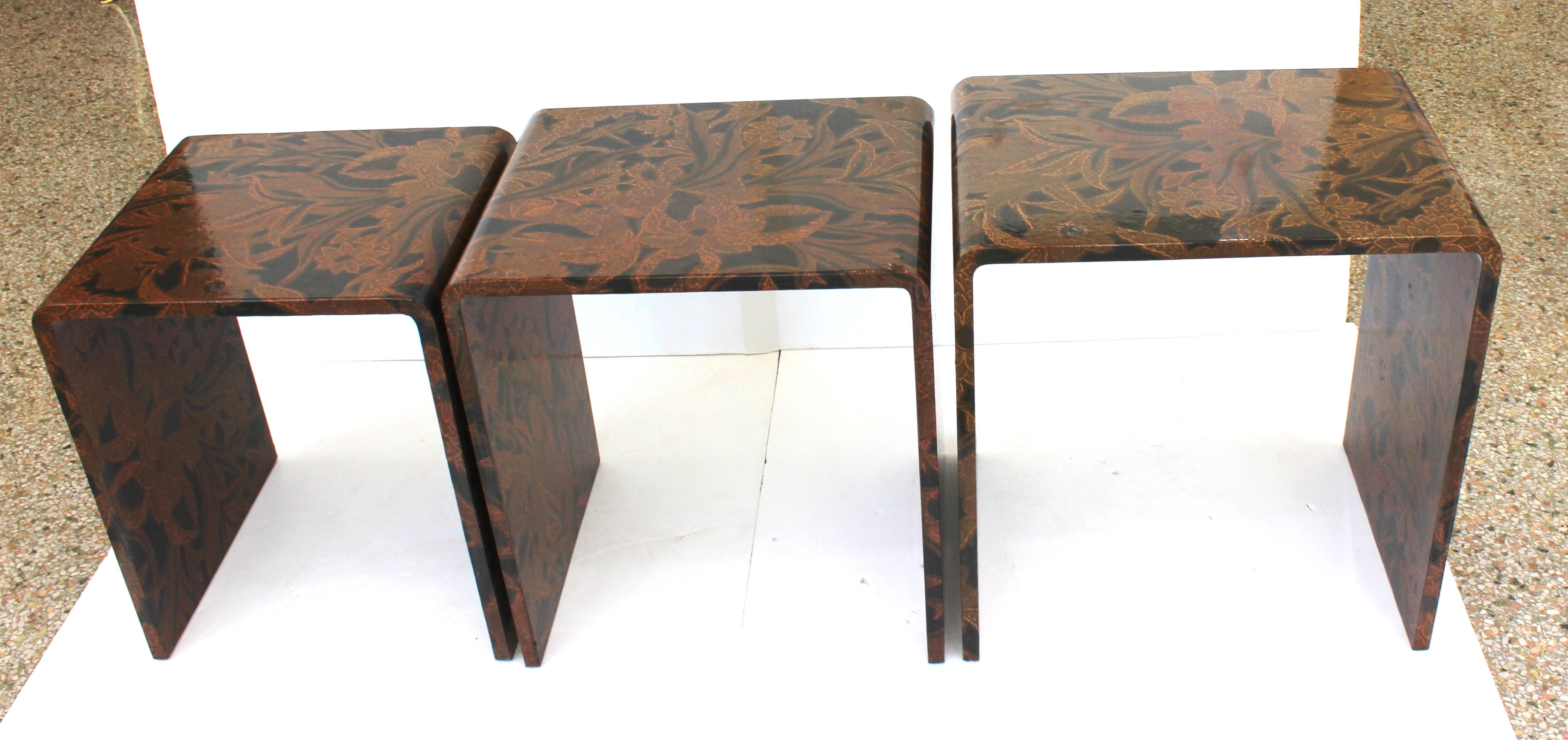 Set of Three Nesting Table by Rae Kasian In Good Condition In West Palm Beach, FL