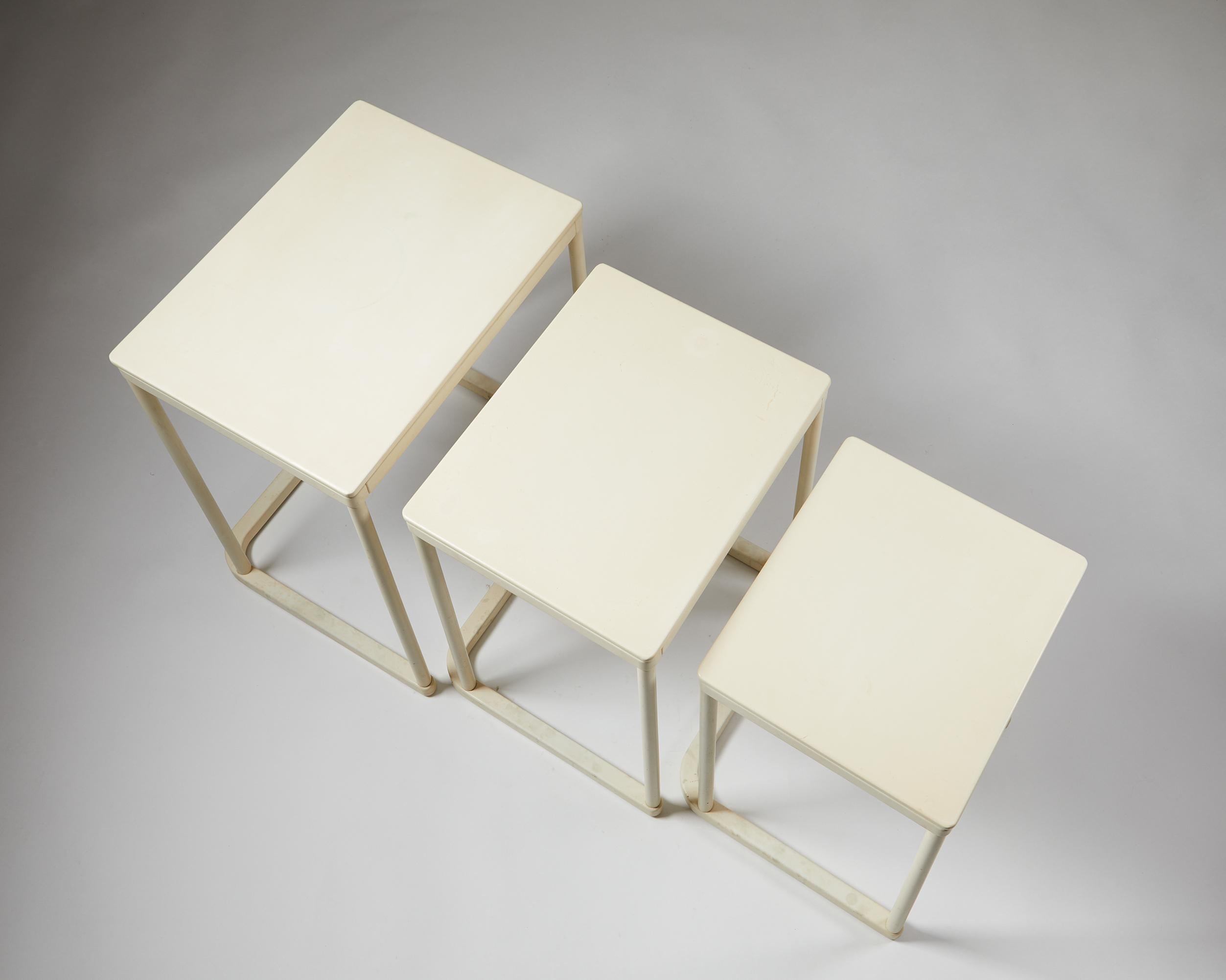 Set of Three Nesting Tables, Anonymous for Thonet, Germany, 1960s 3
