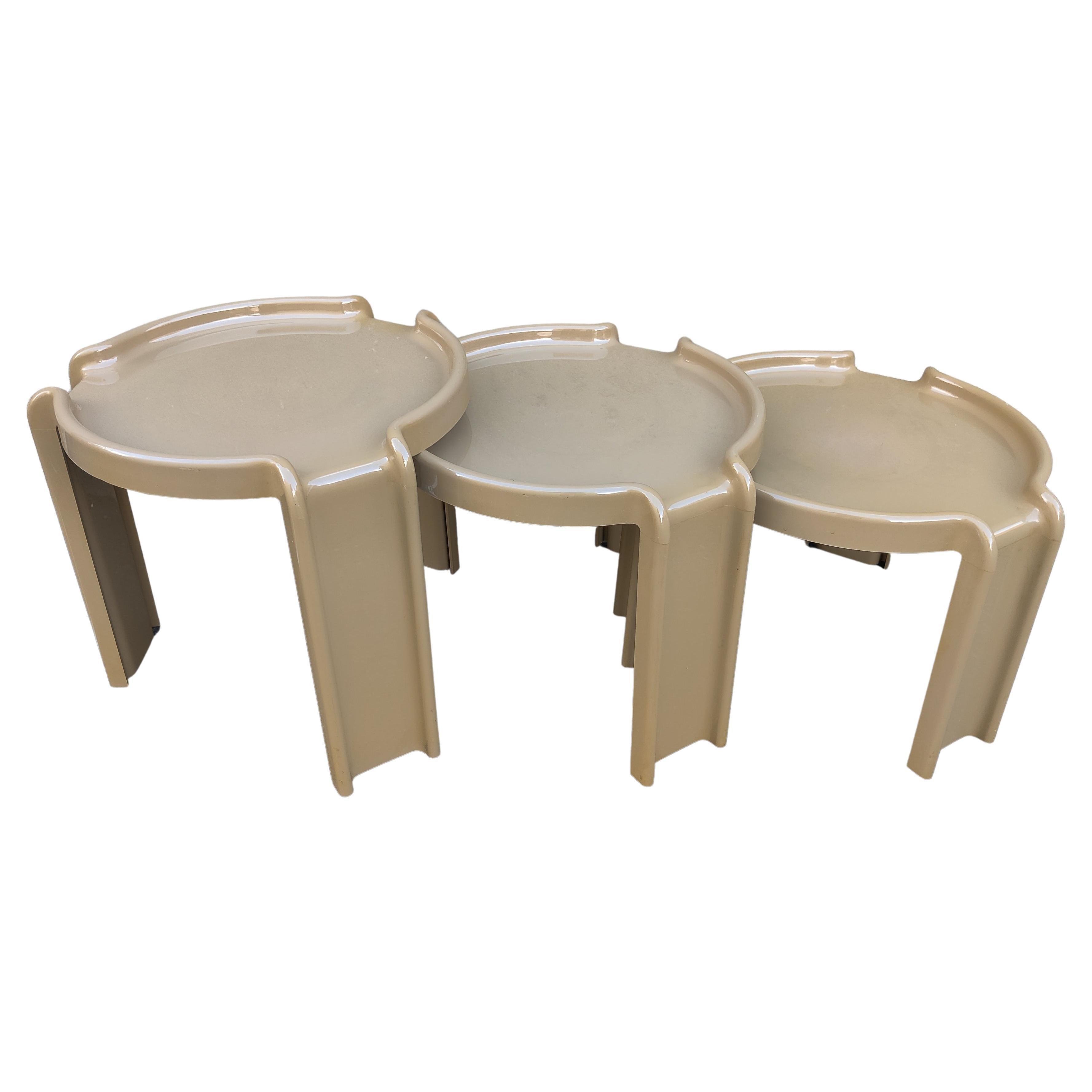 Set of Three Nesting Tables by Giotto Stoppino for Kartell Putty Grey, 1970s