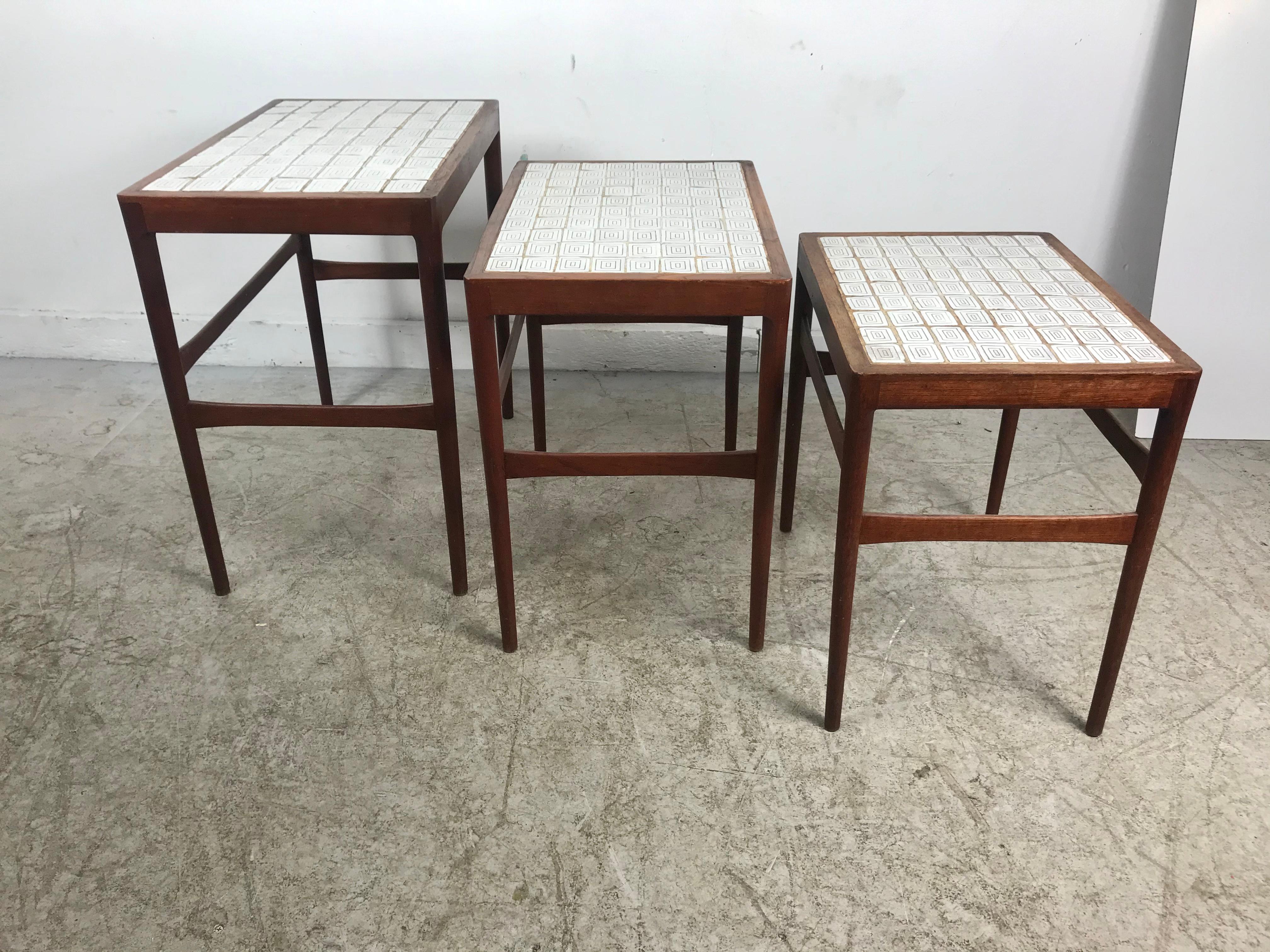 Set of Three Nesting Tables by Knud Mortensen Pour Soren Horn, Stunning Tile Top In Good Condition In Buffalo, NY