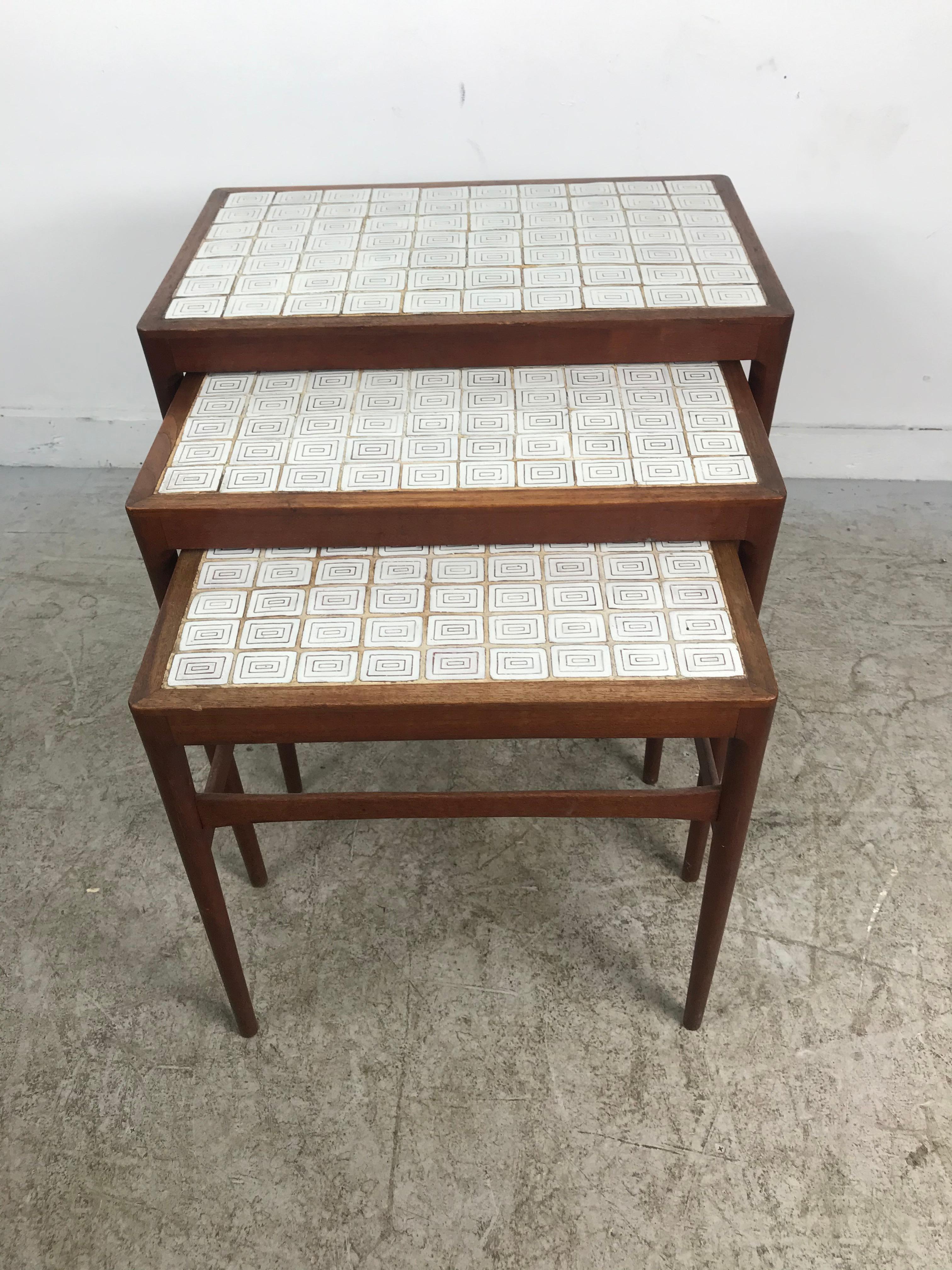 Mid-20th Century Set of Three Nesting Tables by Knud Mortensen Pour Soren Horn, Stunning Tile Top