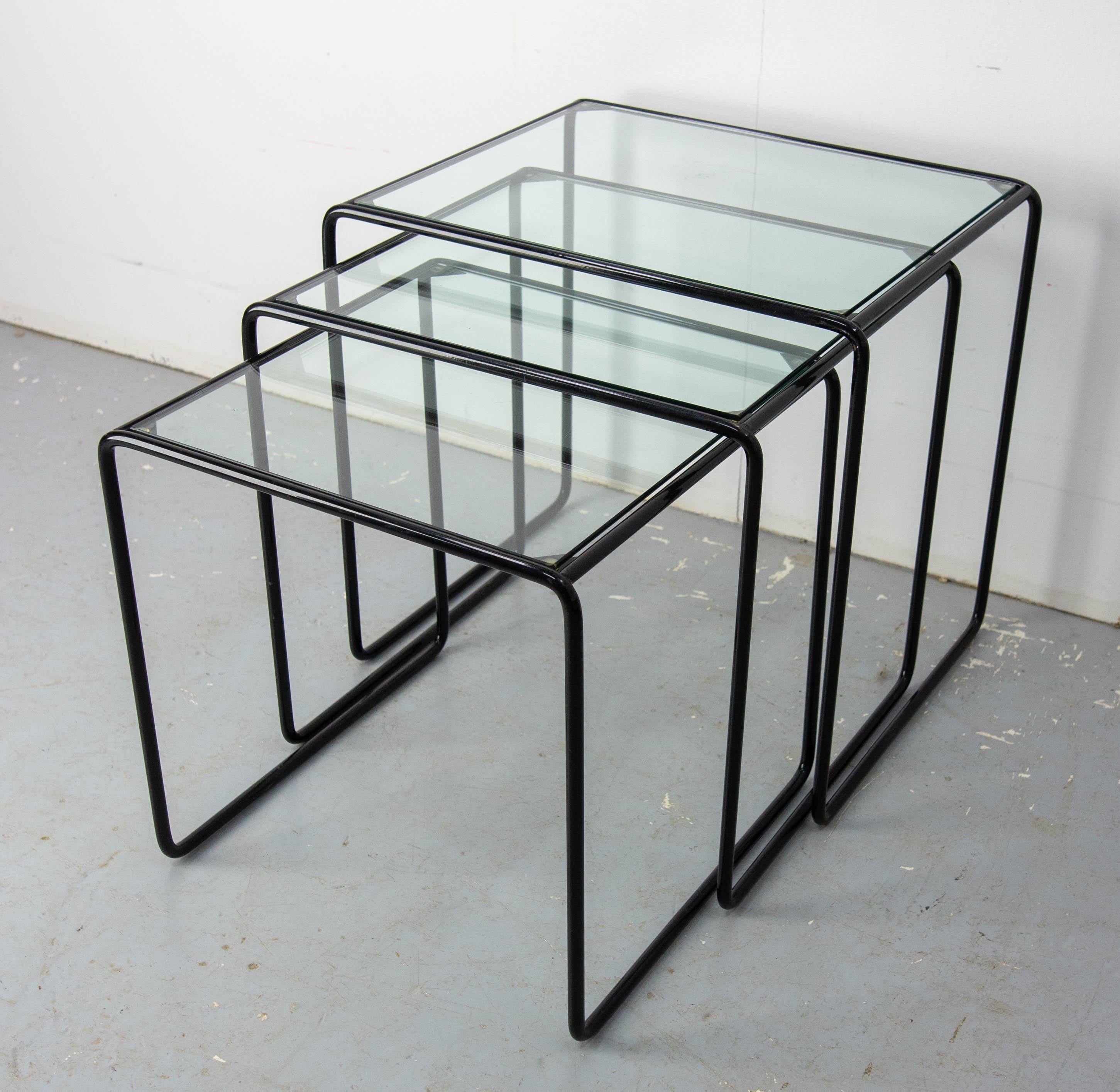 Mid-Century Modern Set of Three Nesting Tables French Bauhaus Style Metal and Glass circa 1970 For Sale