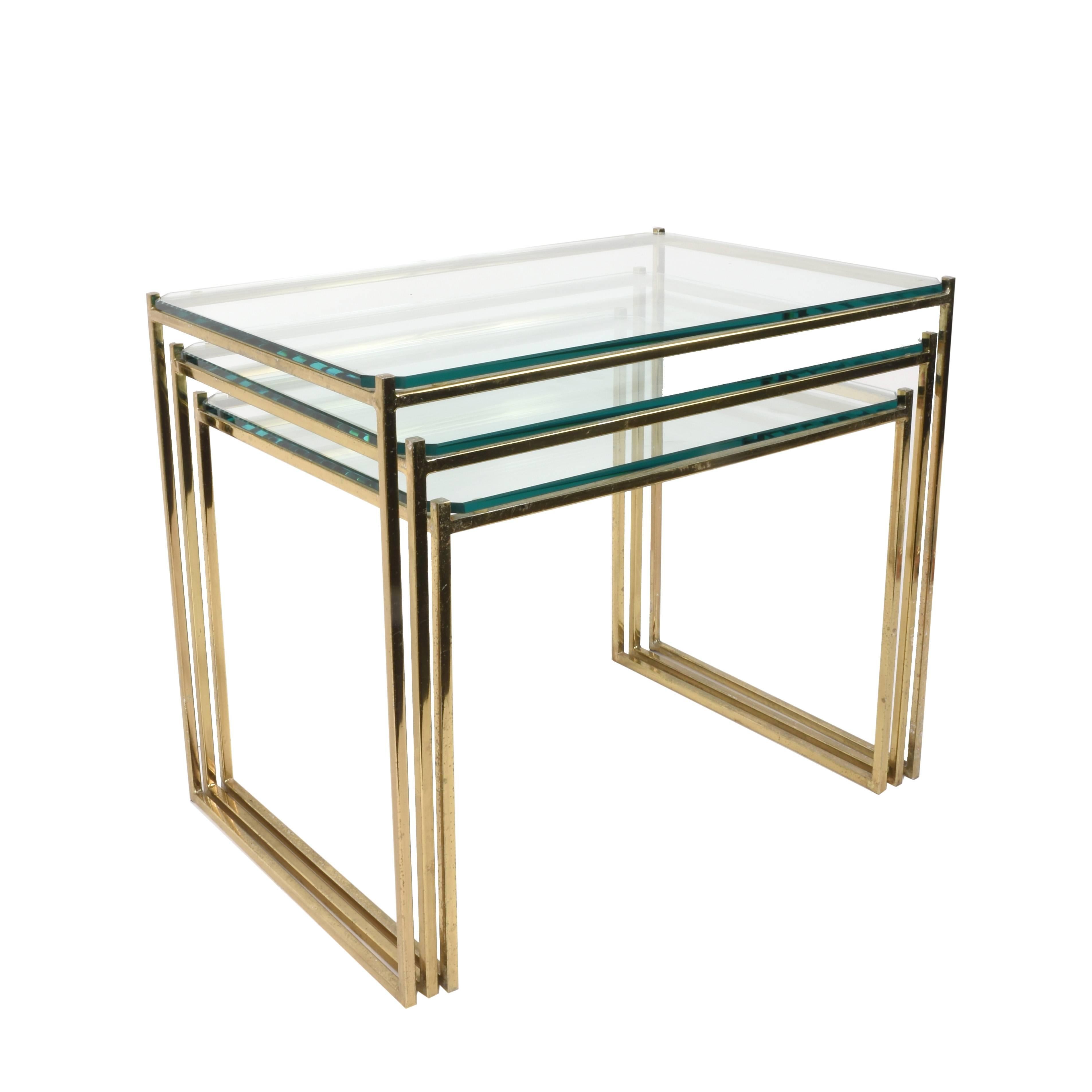 Set of Three Nesting Tables in Brass and Glass, Italy, 1970s Mid-Century Modern In Excellent Condition In Roma, IT