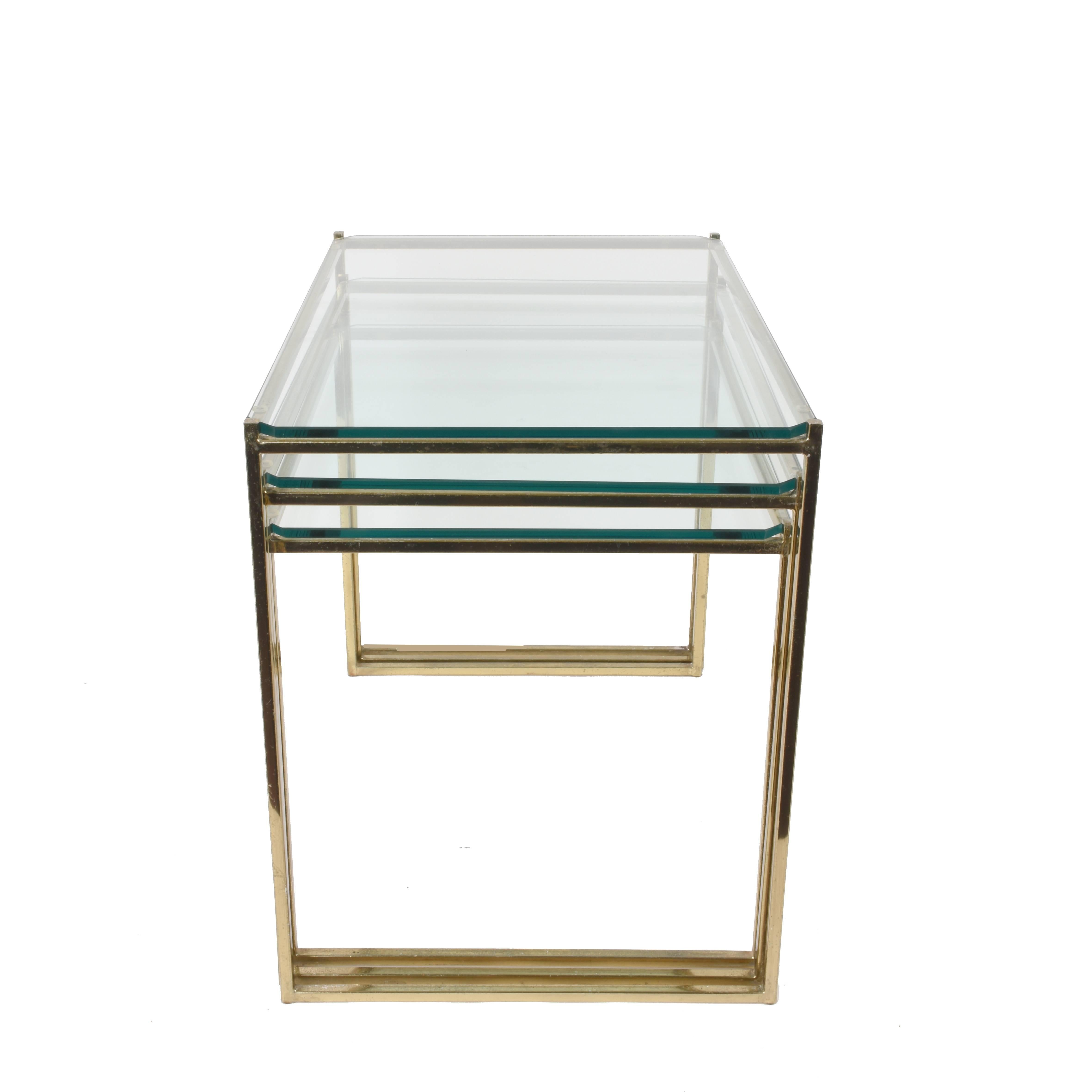 Set of Three Nesting Tables in Brass and Glass, Italy, 1970s Mid-Century Modern 4