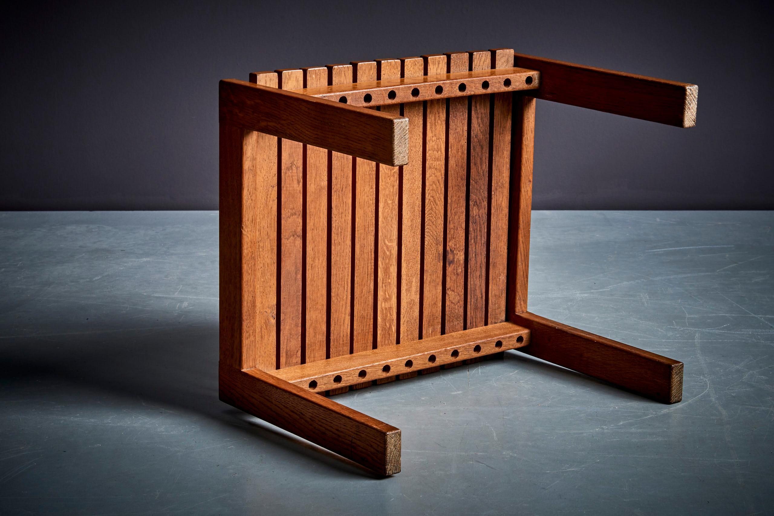 Set of three oak Stools by Genevieve Dangles edited by Group 4, France 1950s For Sale 2