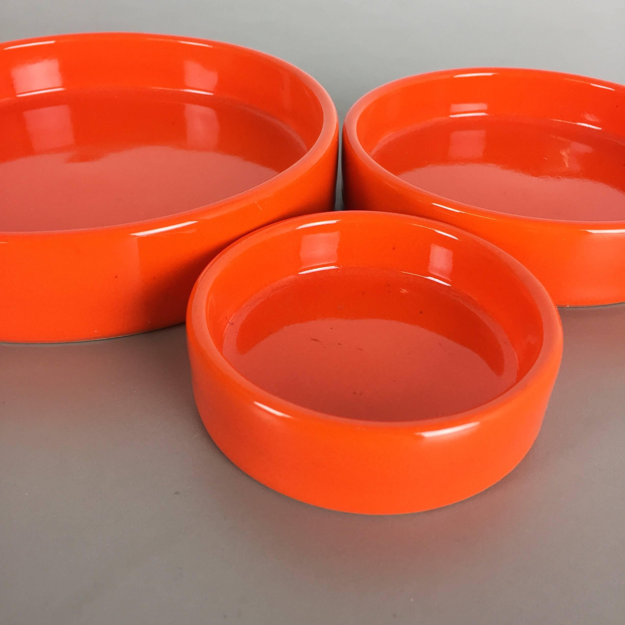 Italian Set of Three Orange Glazed Ceramic Bowls by Pino Spagnolo for Sicart, Italy