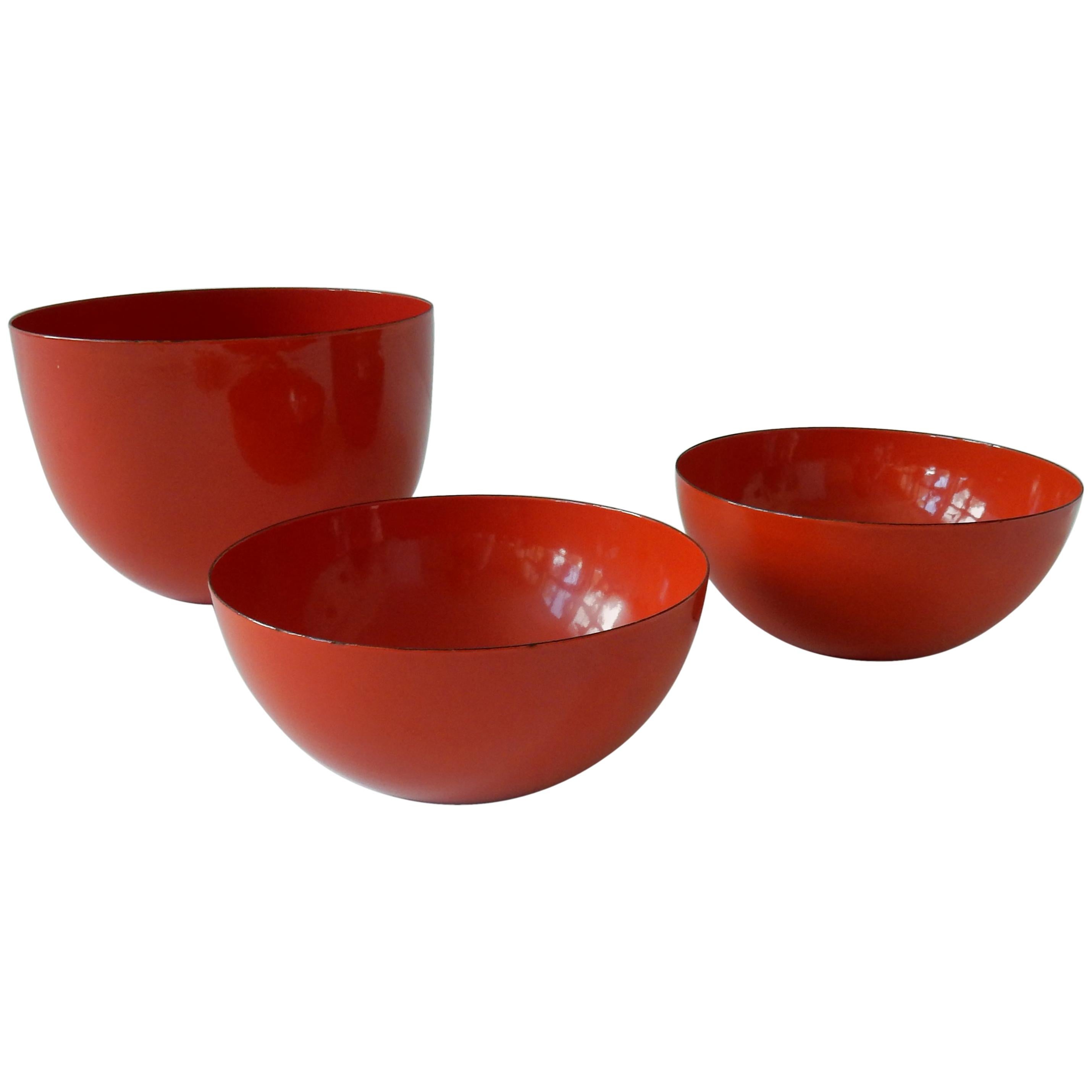 Set of three Orange-Red Enameled Bowls by Kaj Franck for Finel, Finland, 1960s