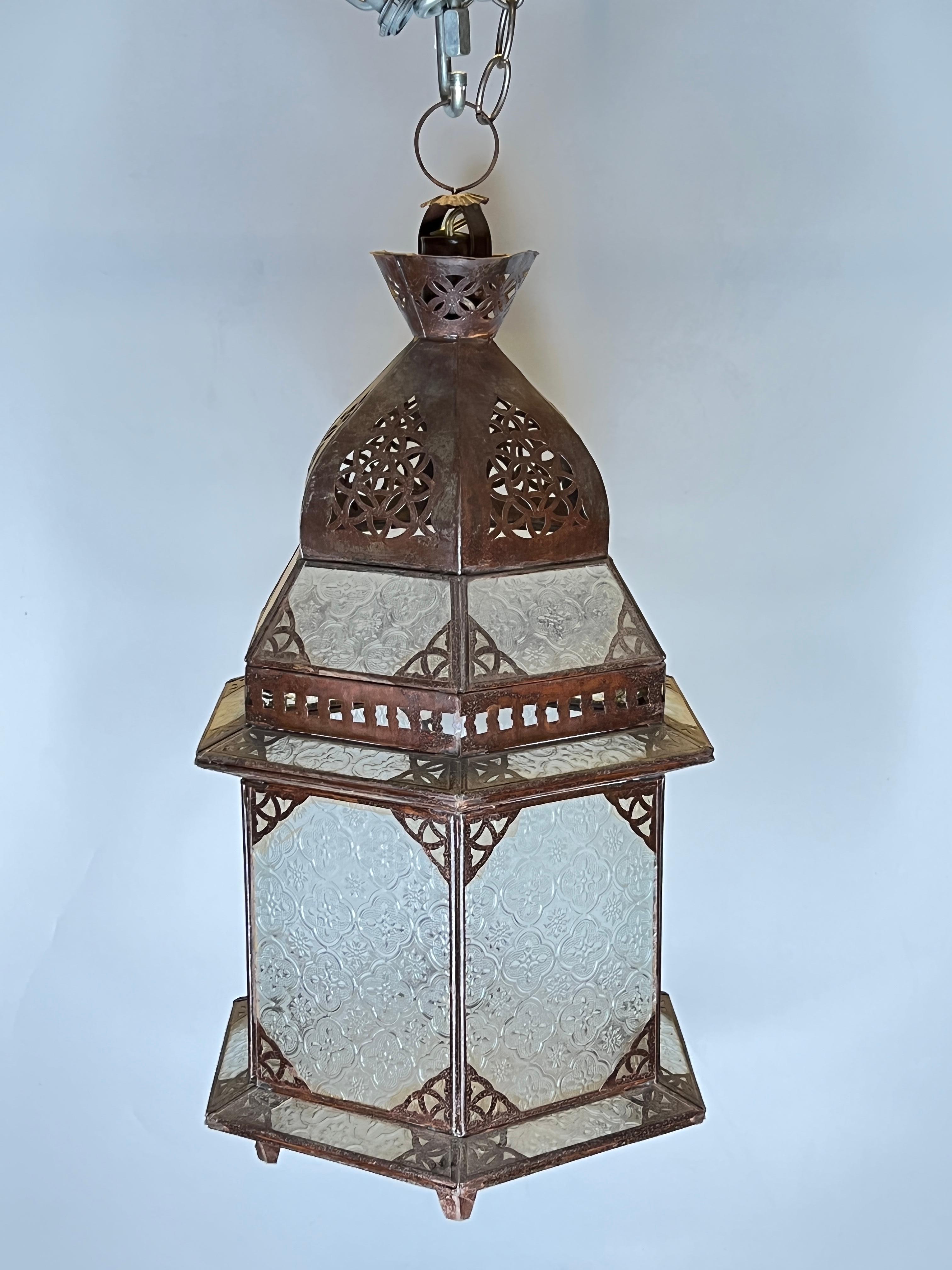 Set of Three Oriental Style Metal Lanterns In Fair Condition For Sale In New York, NY