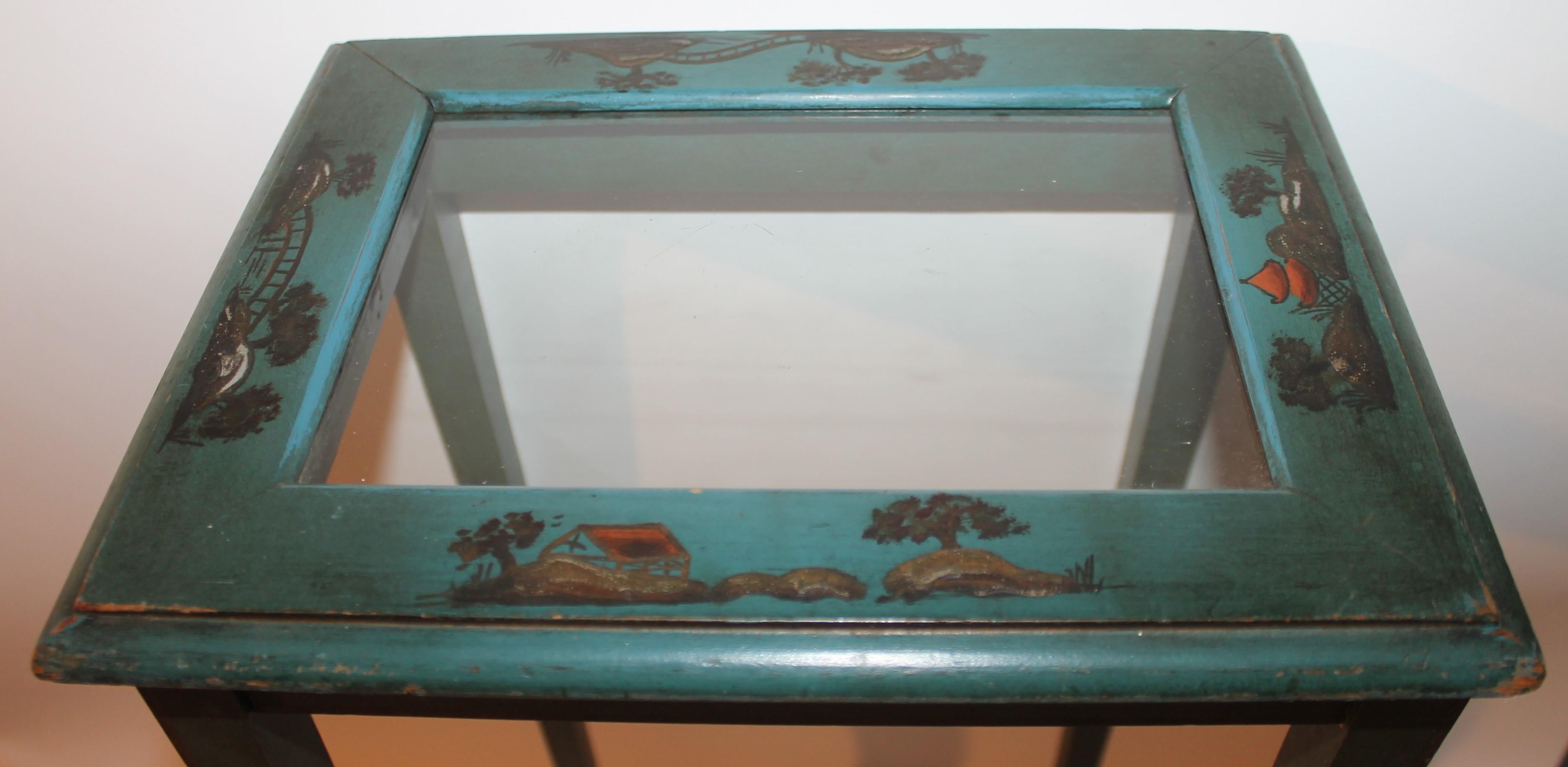 Set of Three Original Blue Painted Nesting/Side Tables In Good Condition For Sale In Los Angeles, CA
