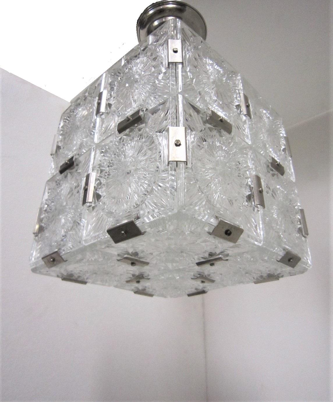 Set of Three Original Box Cube Pendant Lights, Cut Glass with Nickeled Clips For Sale 11