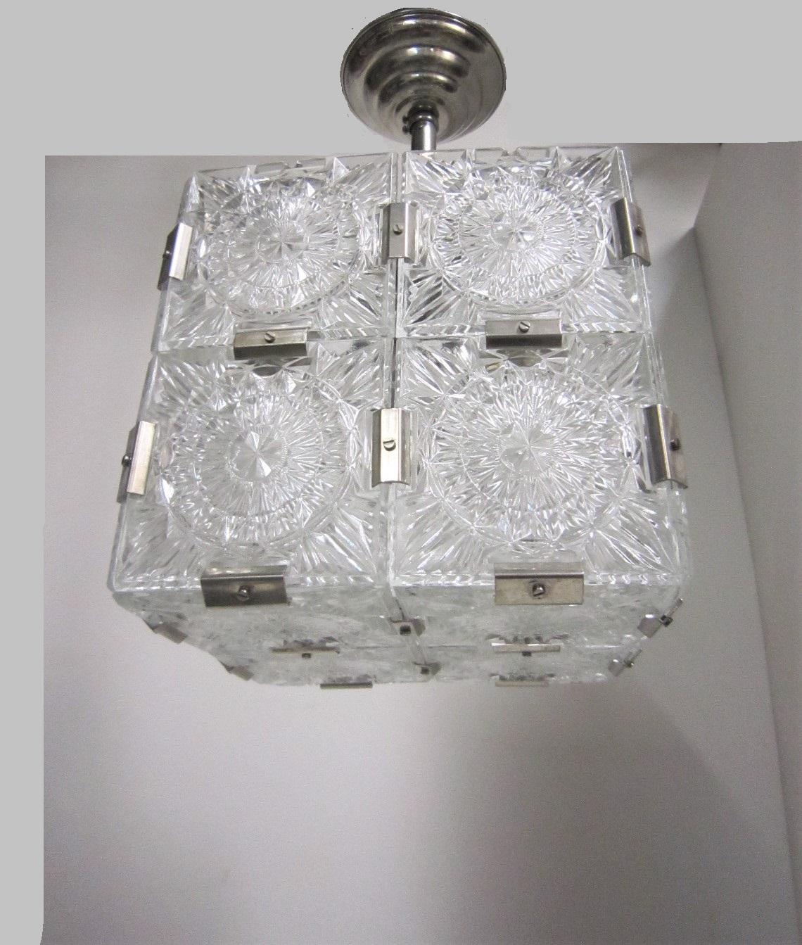 Set of Three Original Box Cube Pendant Lights, Cut Glass with Nickeled Clips For Sale 2