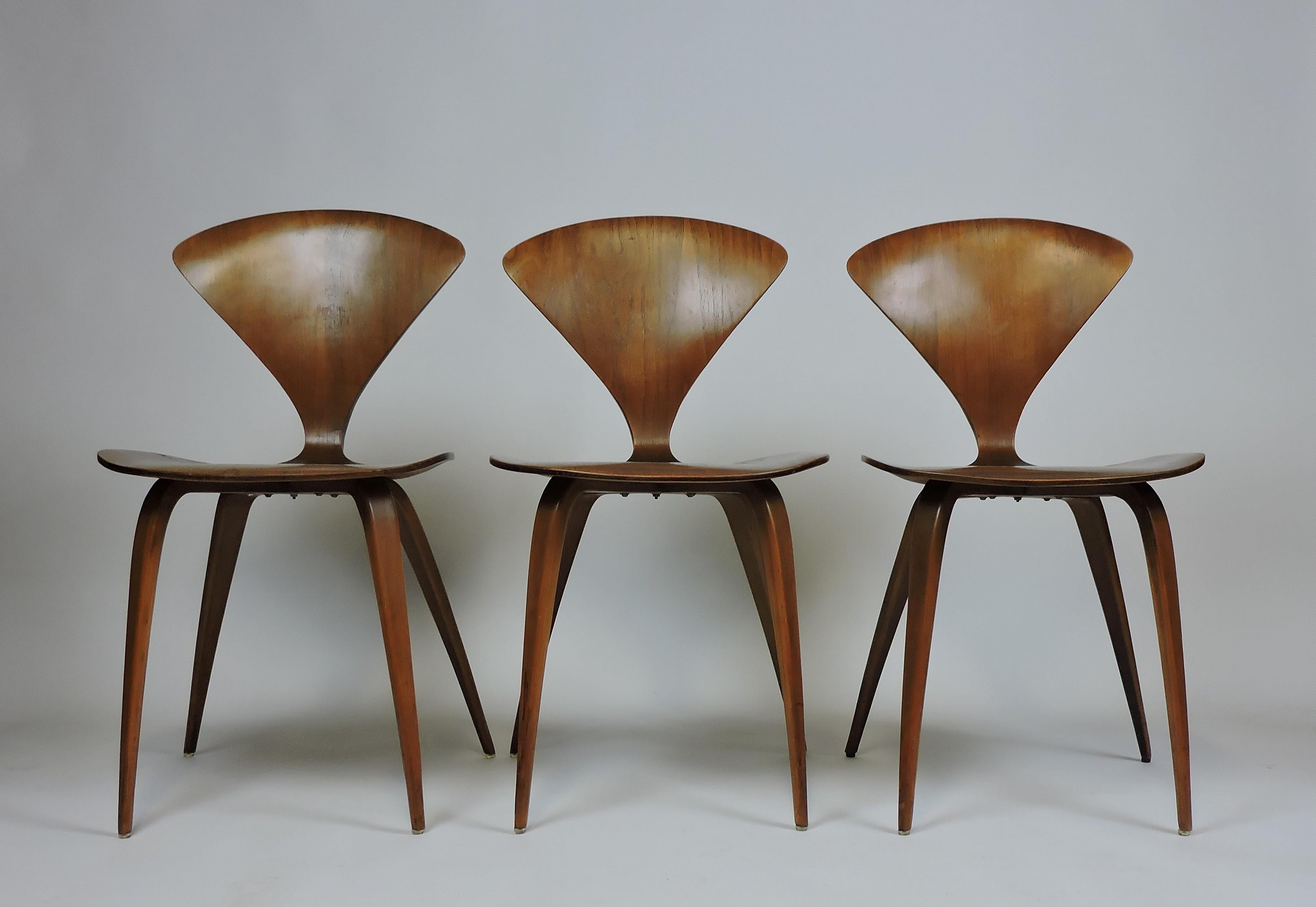 Set of Three Original Cherner Mid-Century Modern Dining or Side Chairs, 1960s 4