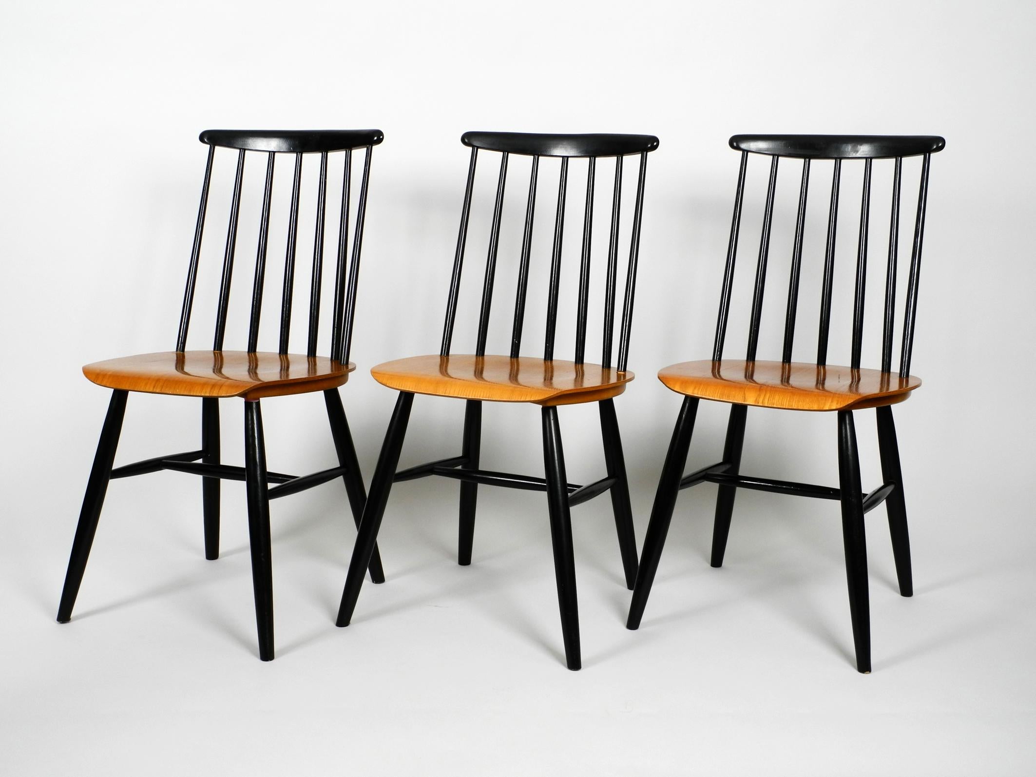 Set of Three Original Midcentury Wood Spindle Back Chairs with Teak Seat For Sale 6