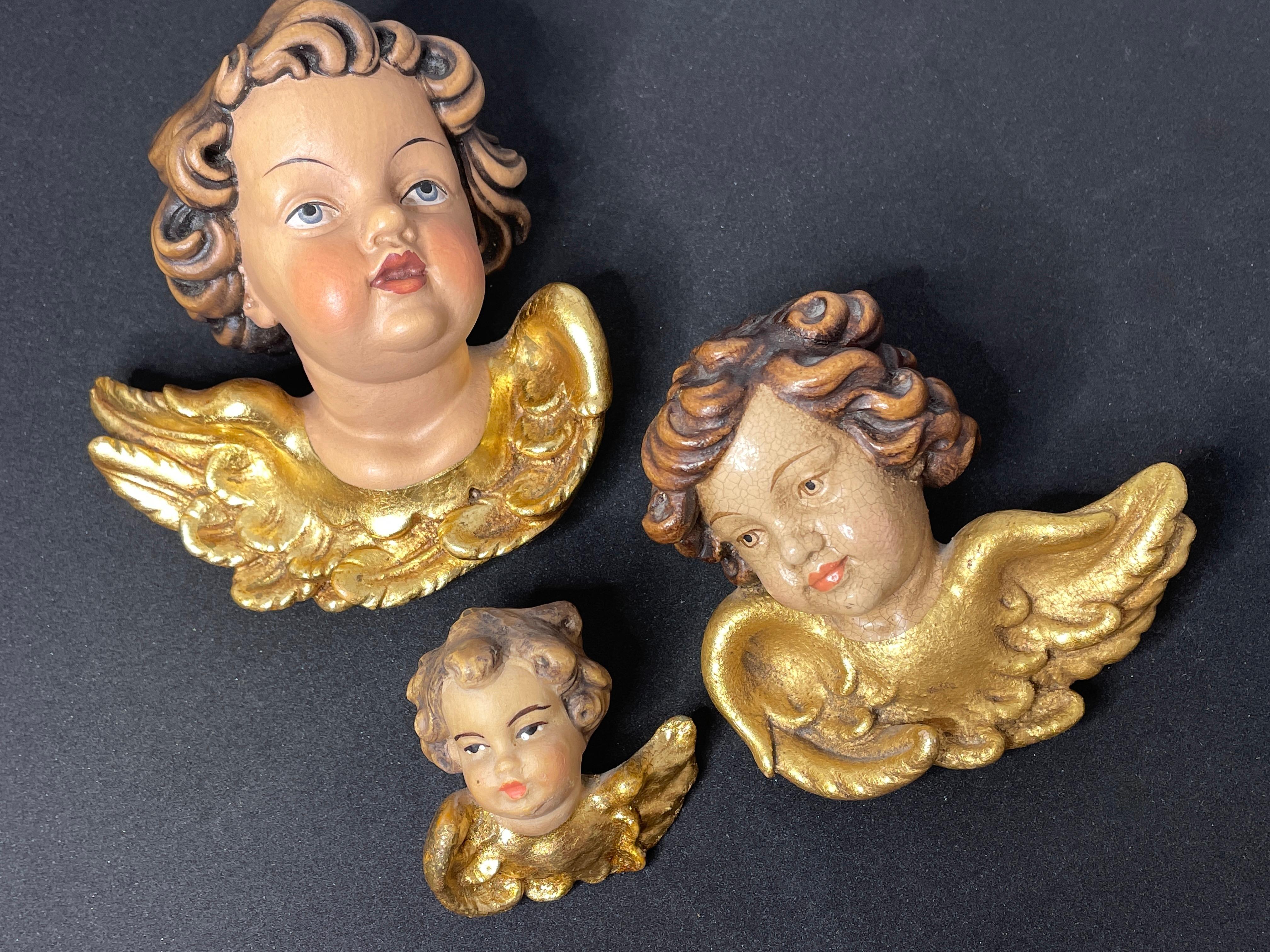 Hand-Carved Set of Three Petite Carved Cherub Angel Heads, Vintage German