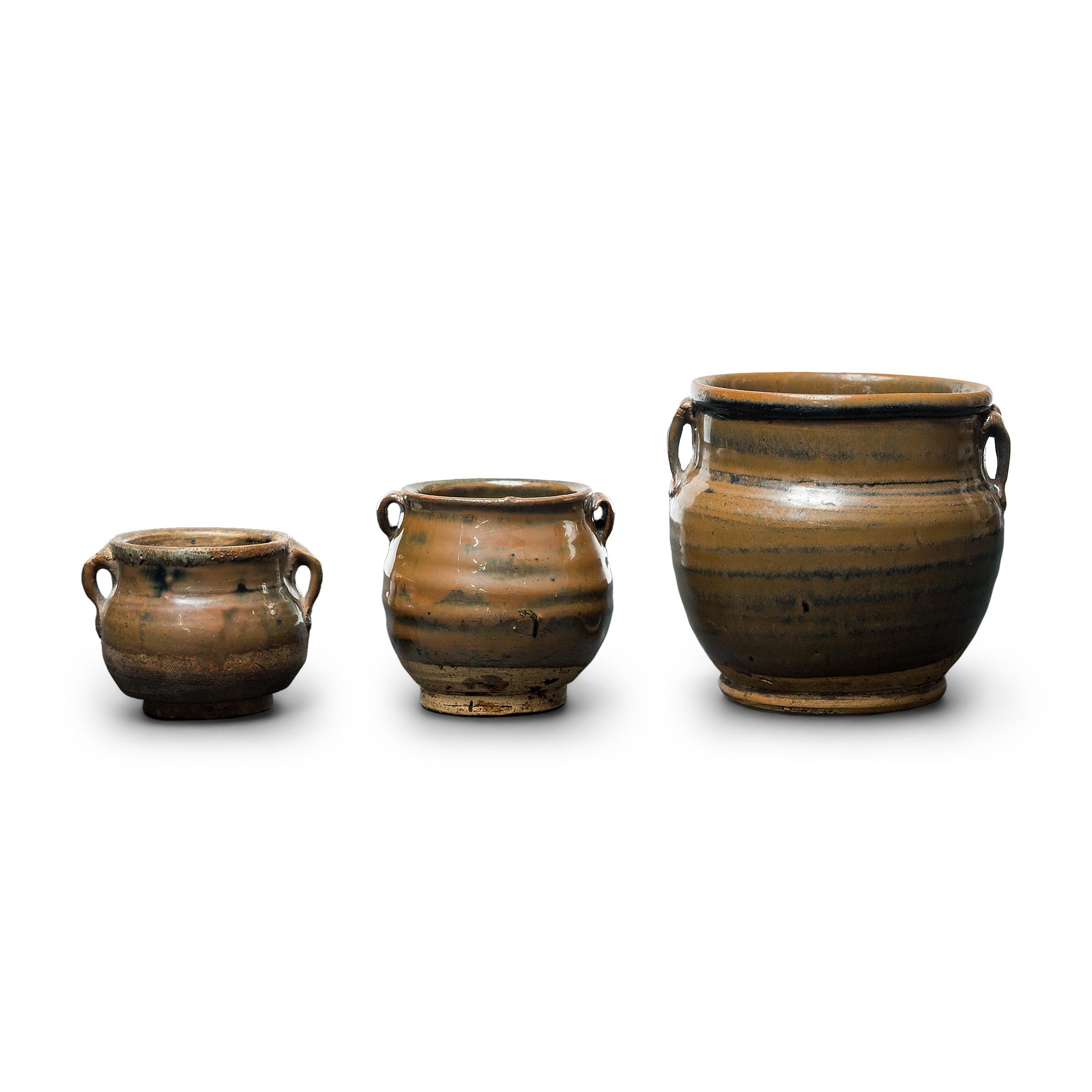 Qing Set di tre piccoli vasi da farmacia cinesi, 1900 ca. in vendita