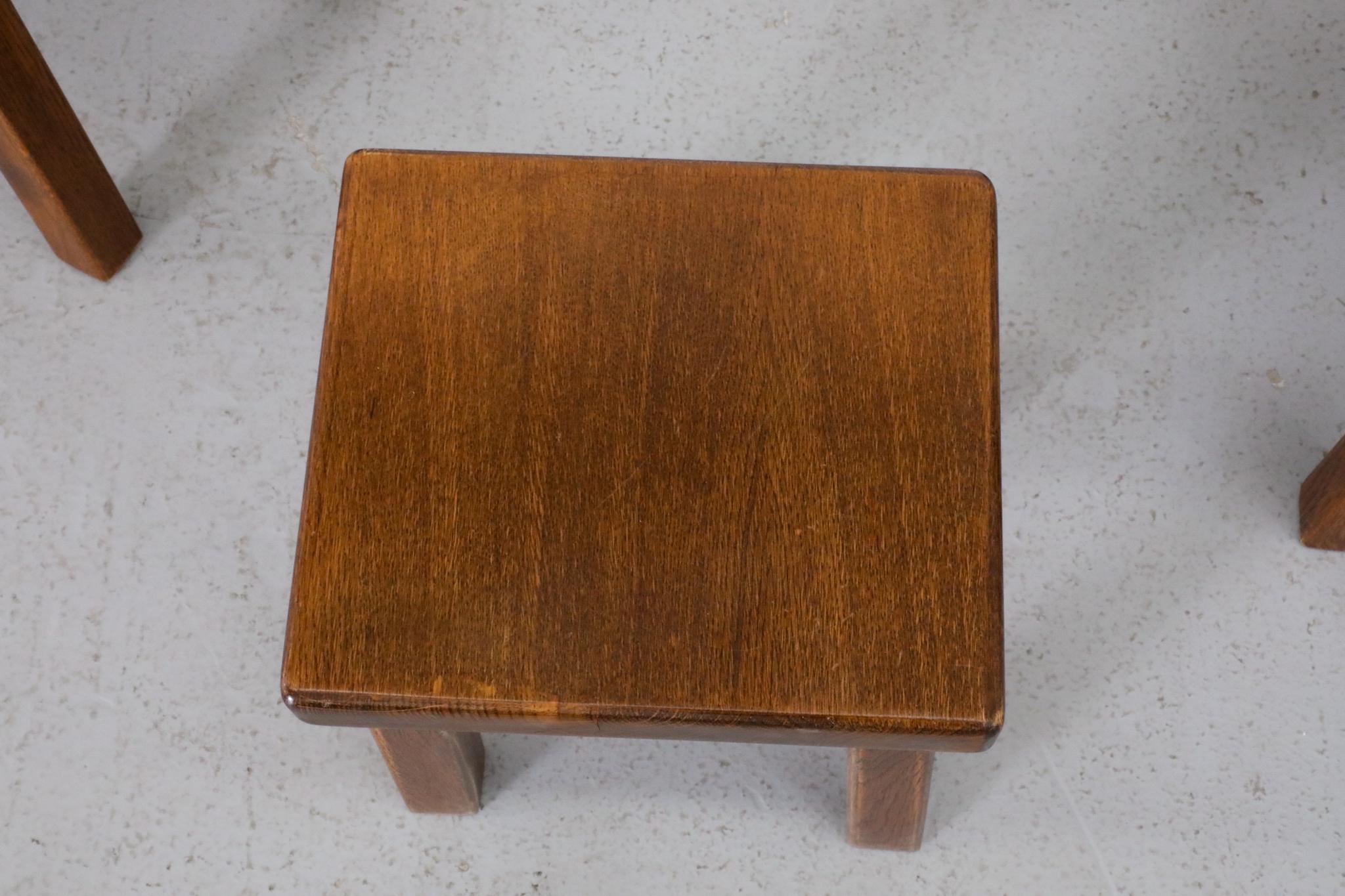 Ensemble de trois tables gigognes brutalistes d'inspiration Pierre Chapo en vente 5
