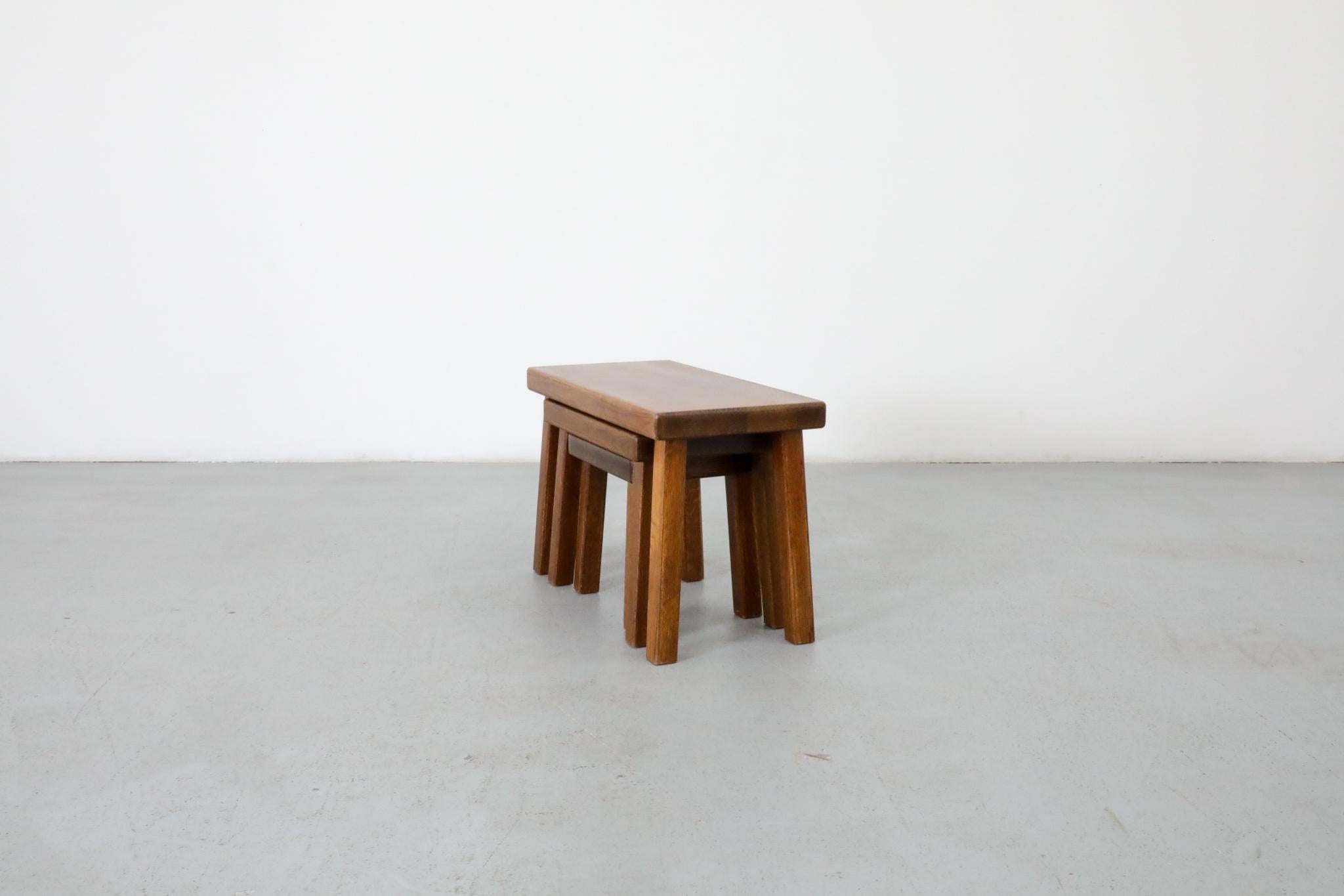 Brutalisme Ensemble de trois tables gigognes brutalistes d'inspiration Pierre Chapo en vente