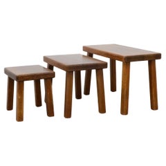 Set von drei von Pierre Chapo inspirierten brutalistischen Eichenholz-Stapeltischen