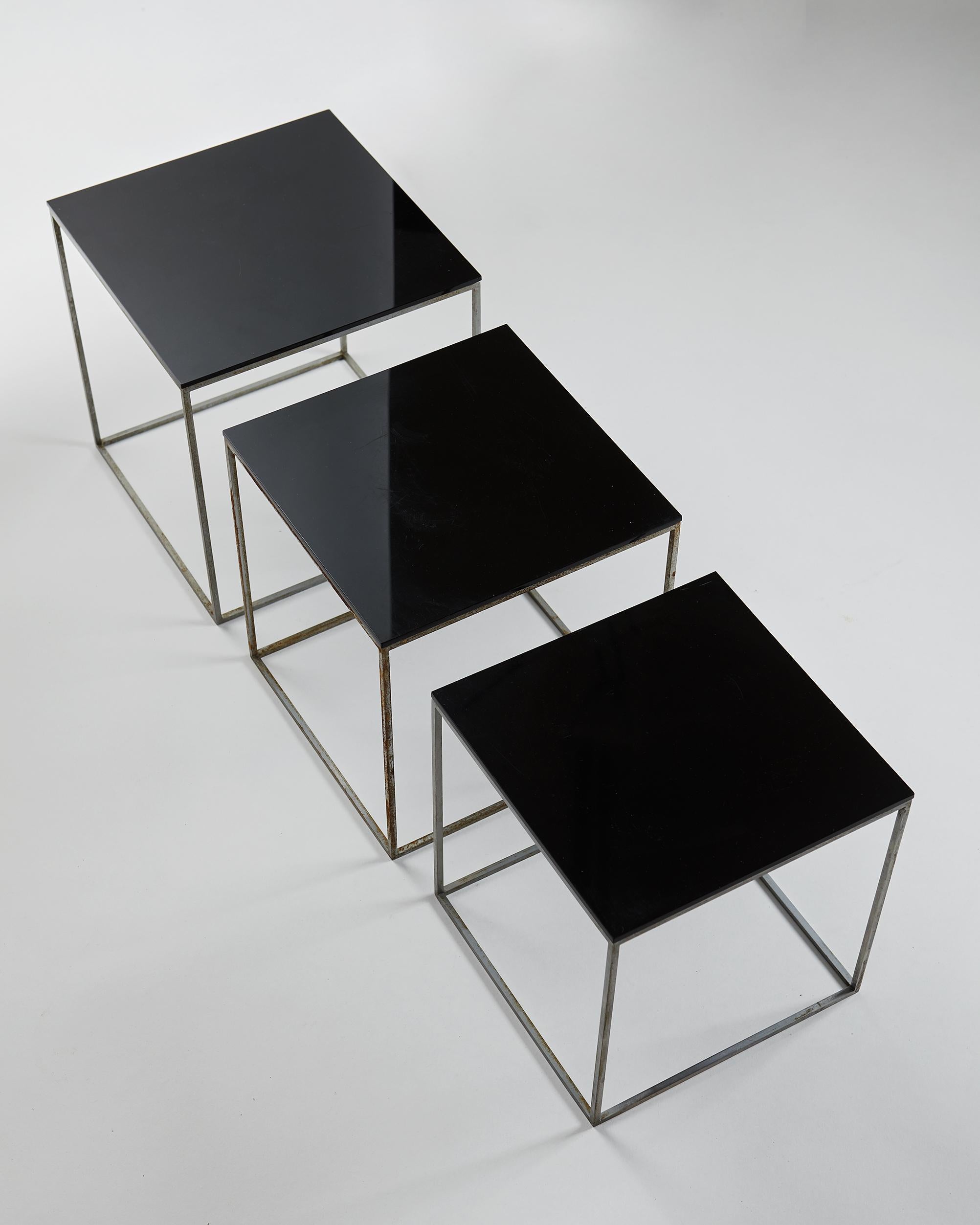 Set of Three PK71 Nesting Tables Designed by Poul Kjaerholm, Denmark, 1957 In Good Condition For Sale In Stockholm, SE